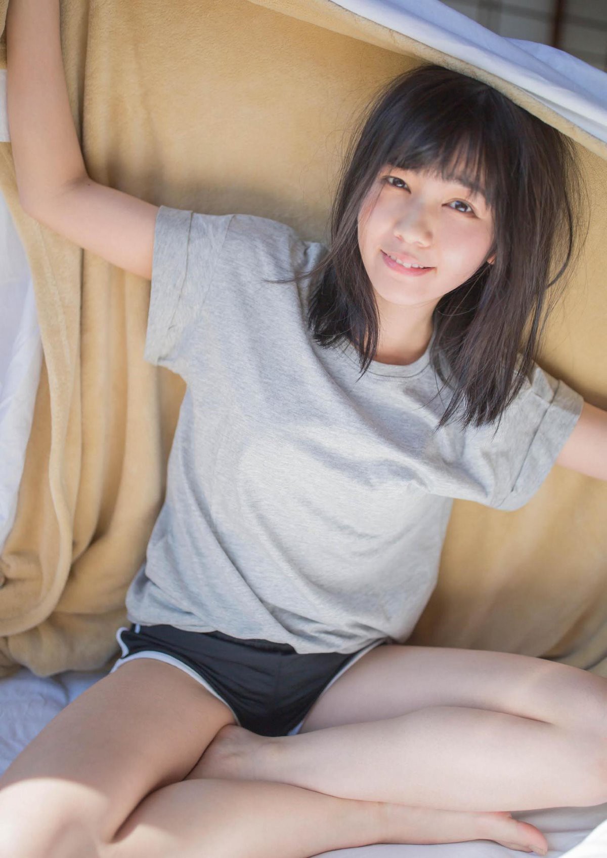 Photobook 2022 10 09 Shiratori Yuuna 白鳥優菜 Fair Skin Babel 0005 2227668307.jpg