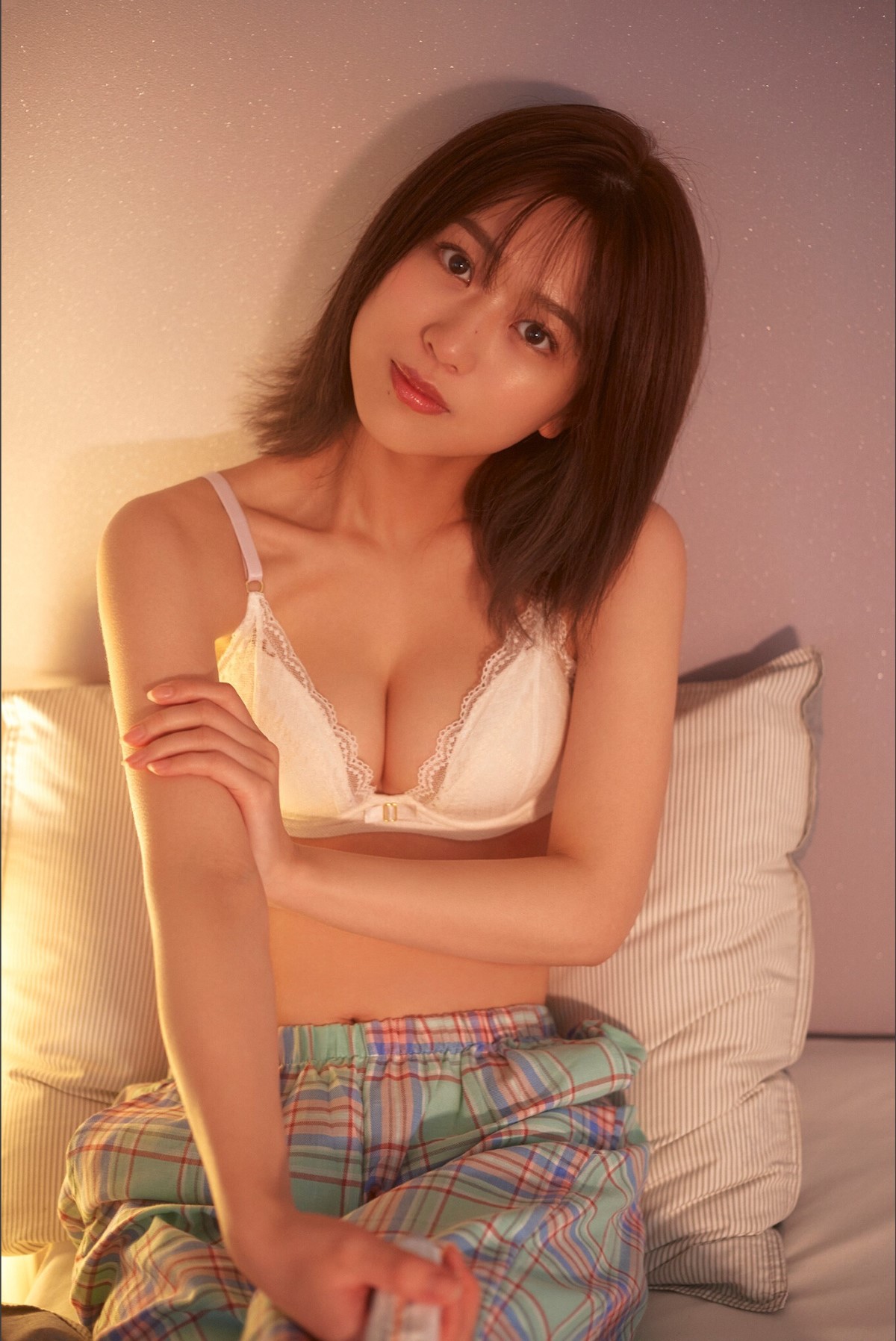 Photobook 2023 01 25 Ayana Shinozaki 篠崎彩奈 Ayanan Of That Day 0051 7503765038.jpg