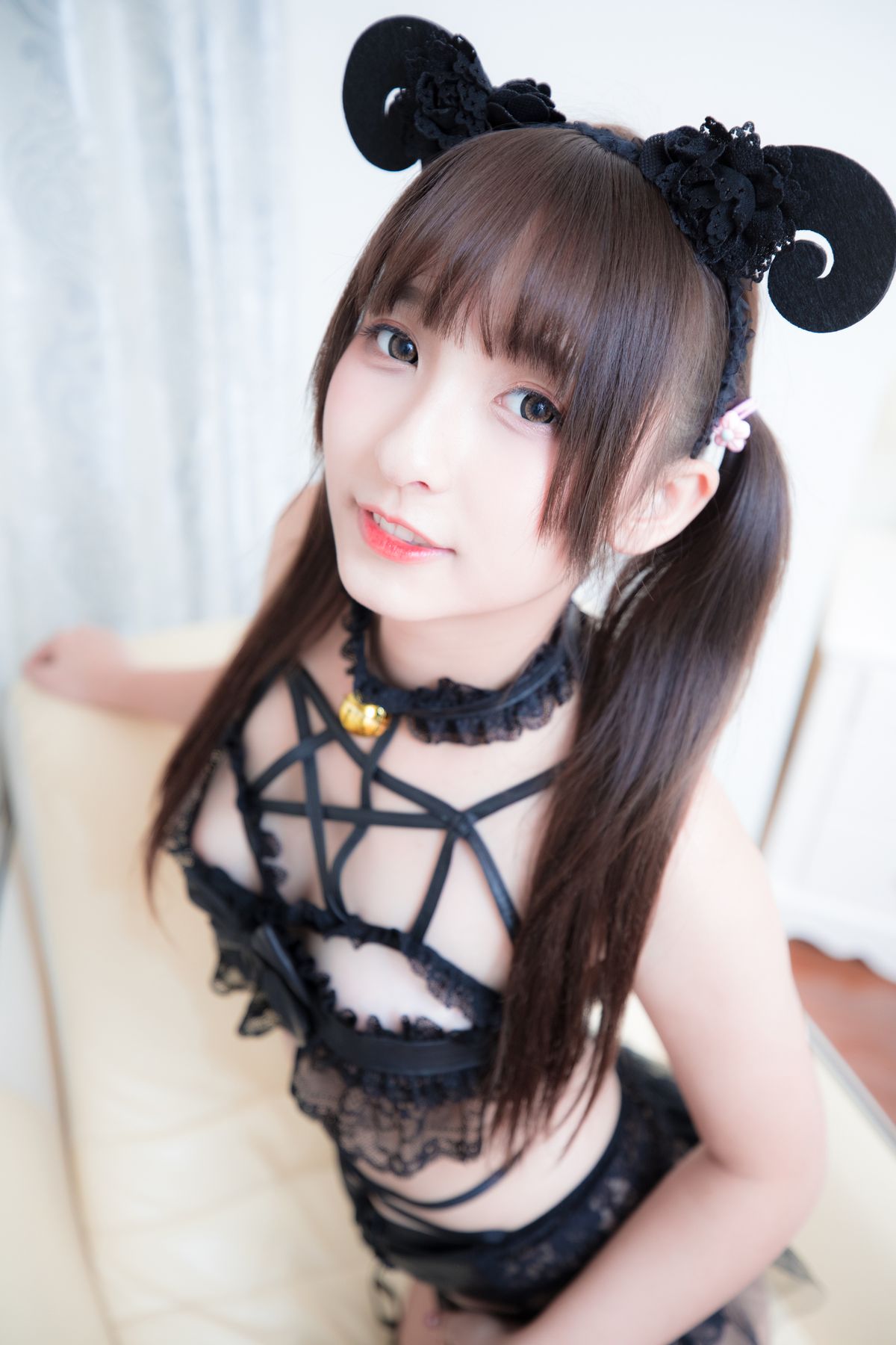 Coser@神楽坂真冬 Vol 039 电子相册 小恶魔 Little Devil B 0067 1575398590.jpg