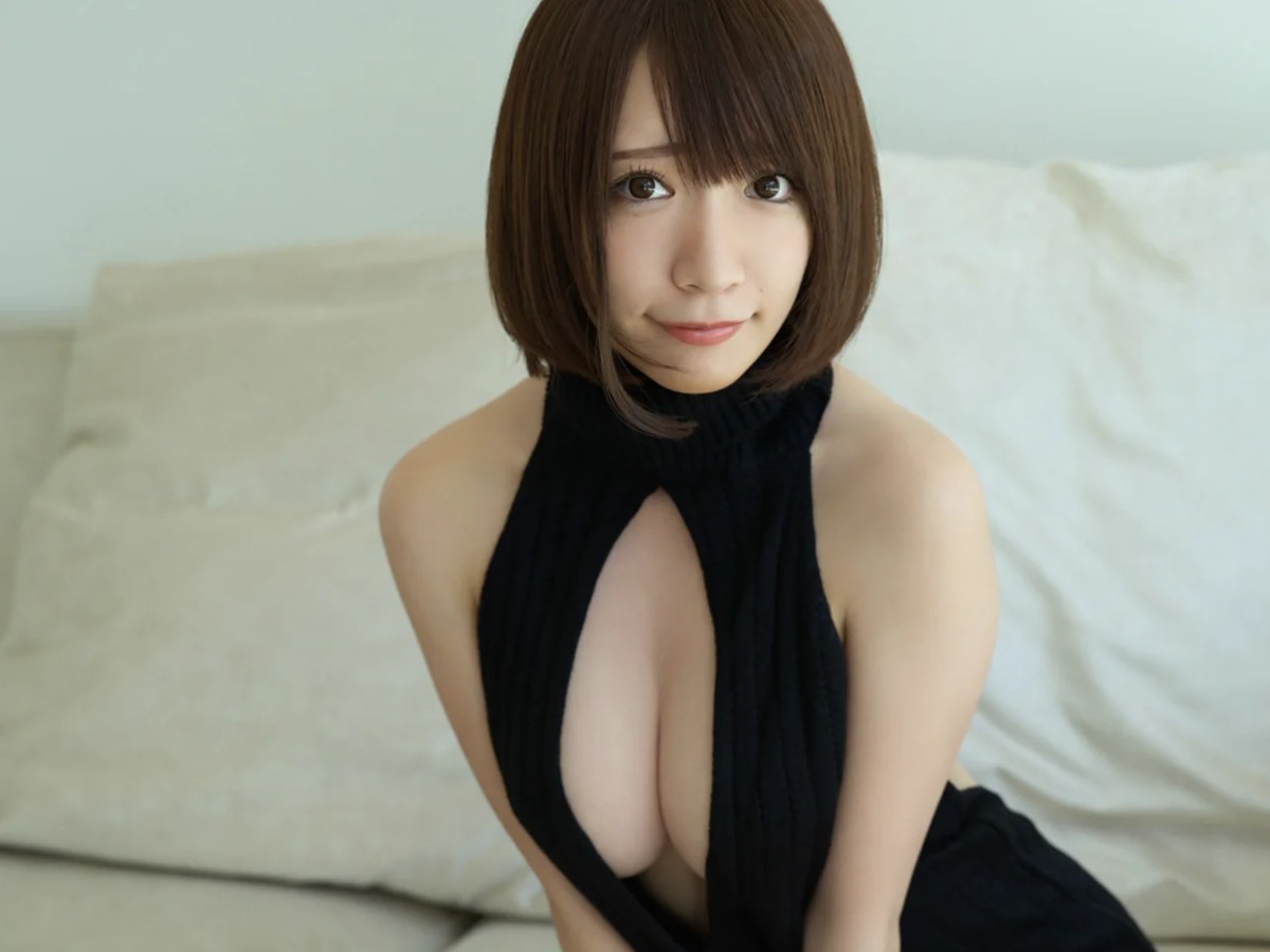 FRIDAYデジタル写真集 Airi Shimizu 清水あいり Too Erotic Body Vol 1 0003 3166504483.jpg