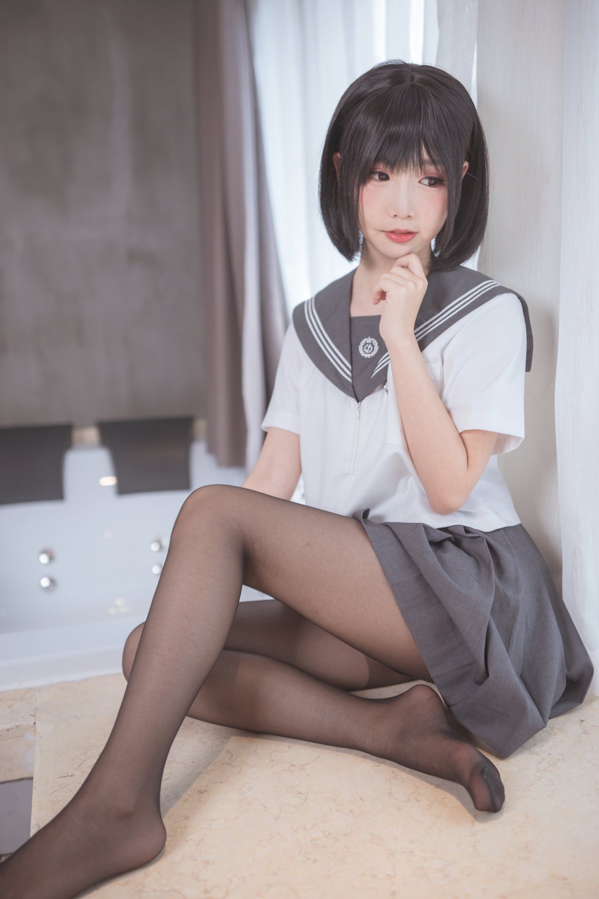 Coser@面饼仙儿 Vol 016 脑内少女 黑丝JK 0003 5134646422.jpg