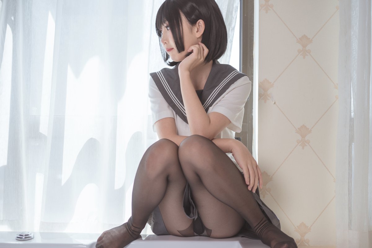 Coser@面饼仙儿 Vol 016 脑内少女 黑丝JK 0010 4474448942.jpg