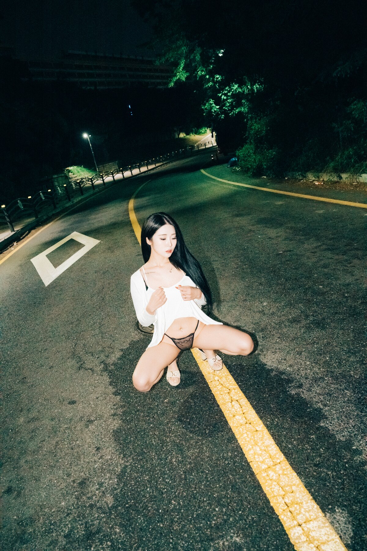 Loozy Bomi 보미 Night Roads 0007 1743008815.jpg