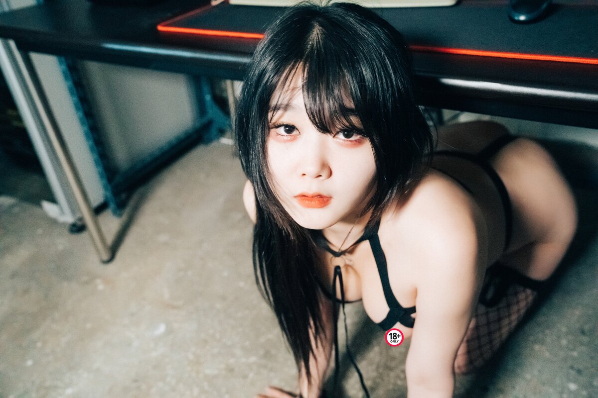 Loozy Zia 지아 Fetish Girl S Ver 0056 2579141833.jpg