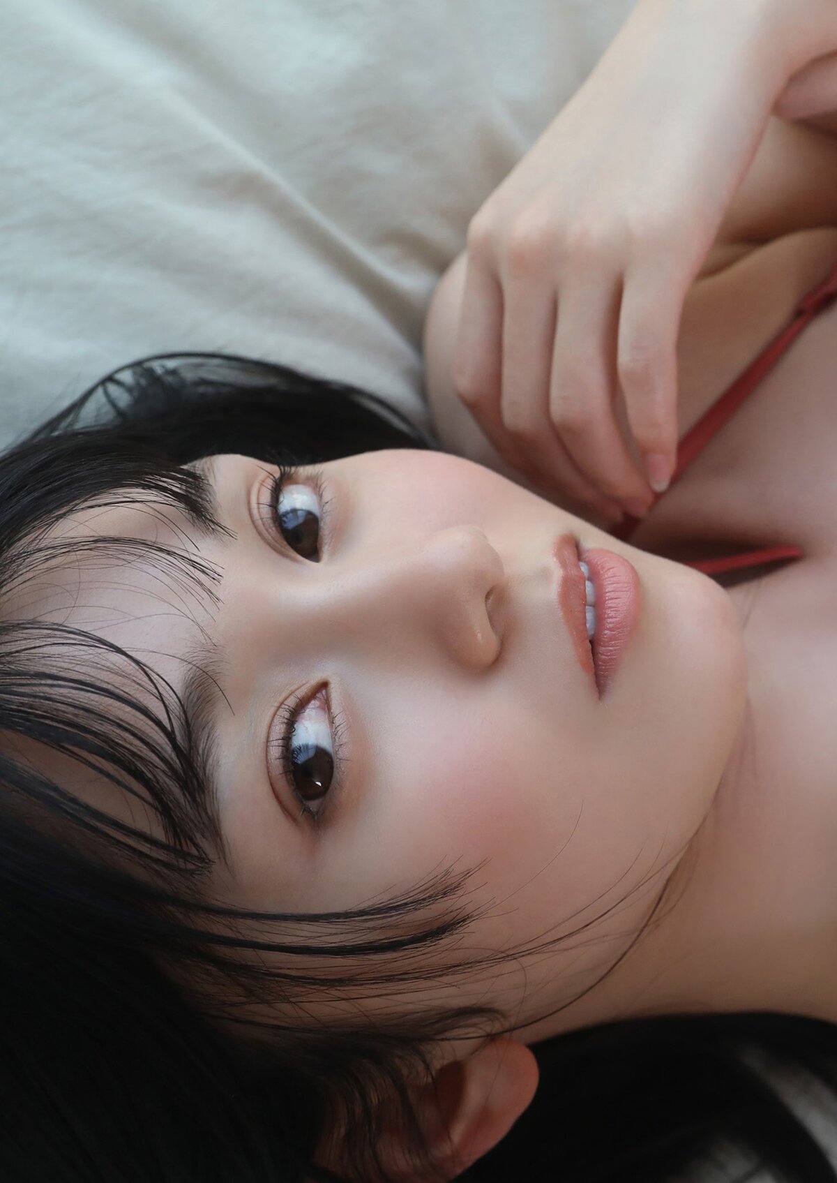 Photobook 2023 05 22 Fuka Kumazawa 熊澤風花 Kaze Kaoru Spisan Gravure Photo Book 0031 6063369209.jpg