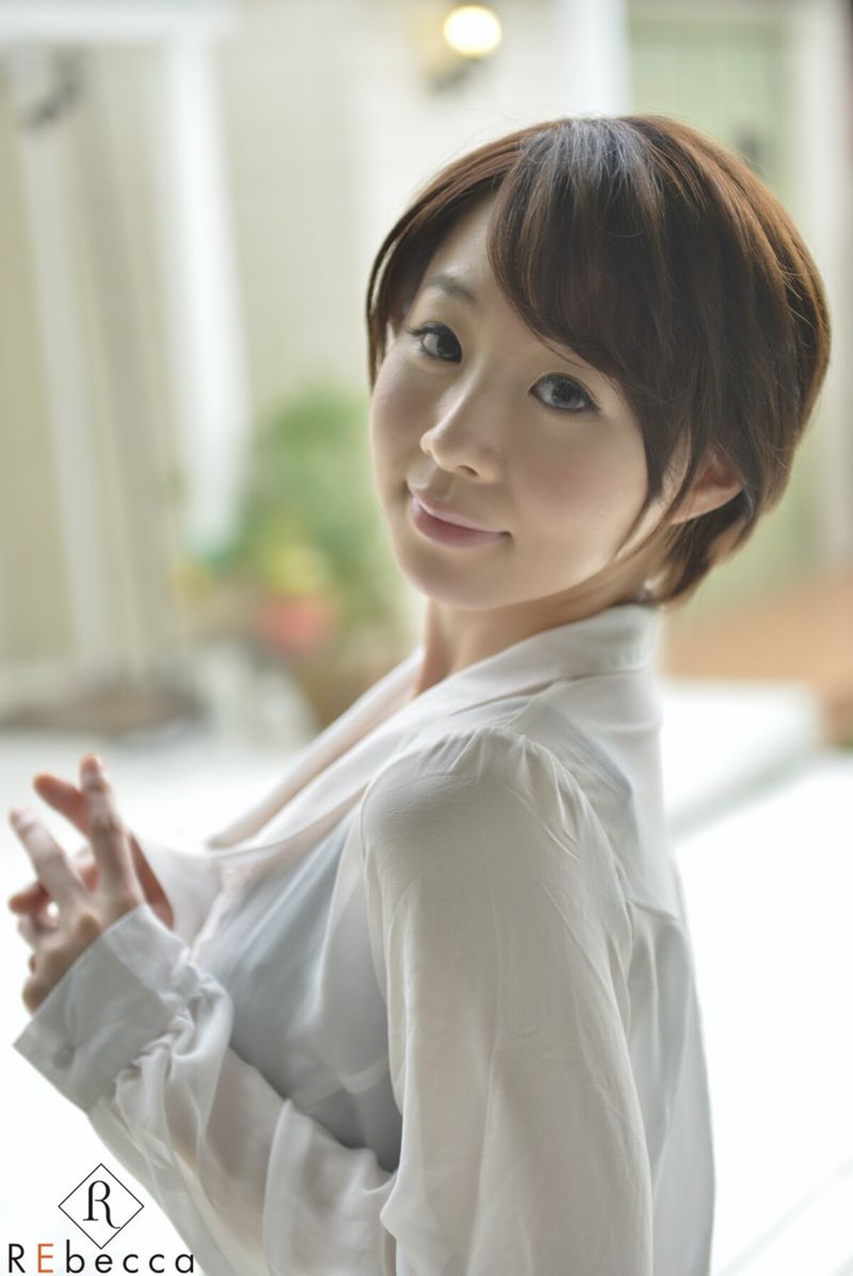 Photobook Iroha Narimiya 成宮いろは Do You Like Beautiful Mature Women 0001 6889339978.jpg