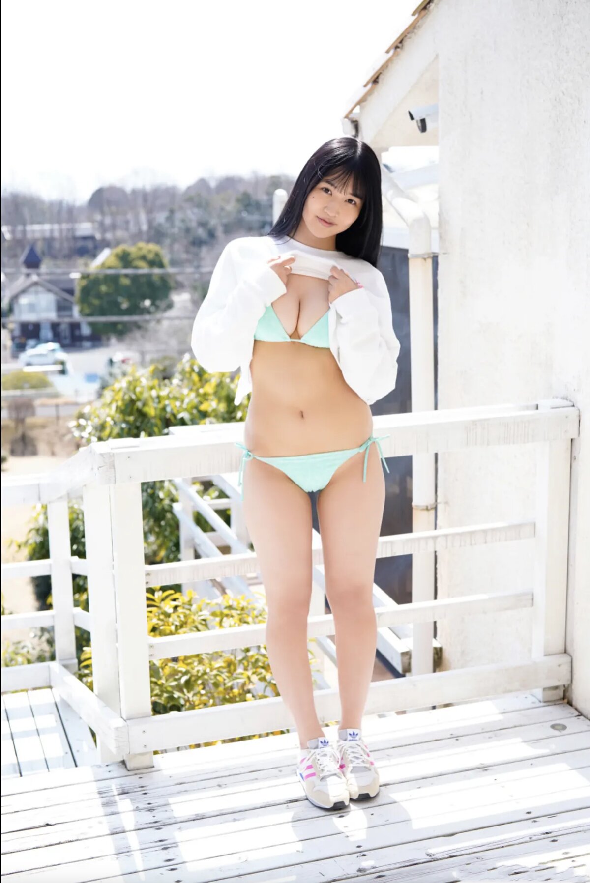FRIDAYデジタル写真集 Miyuka Minami 南みゆか Cinderella In Bikini 0017 1073373693.jpg