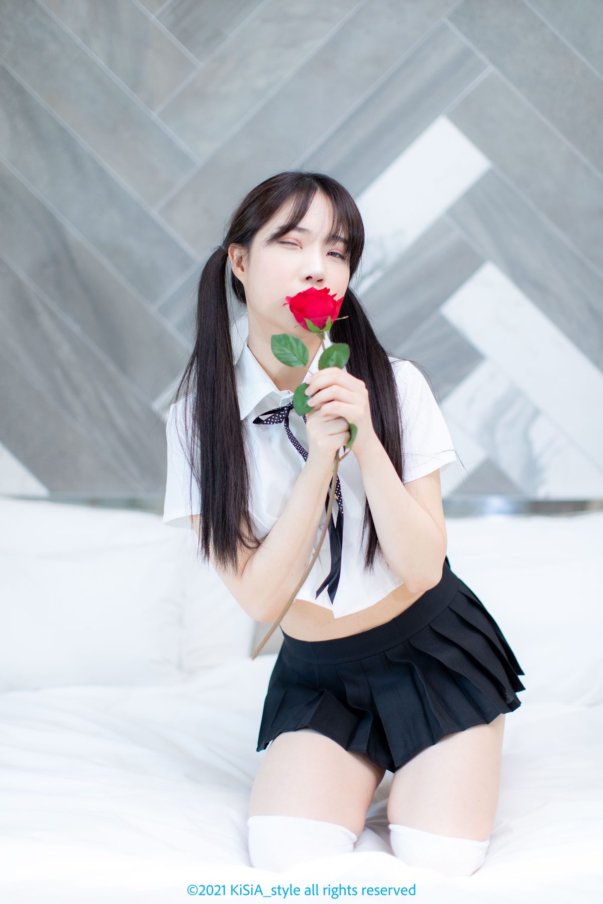 KiSiA Eunha 은하 ft Schoolgirl 0002 3488123387.jpg