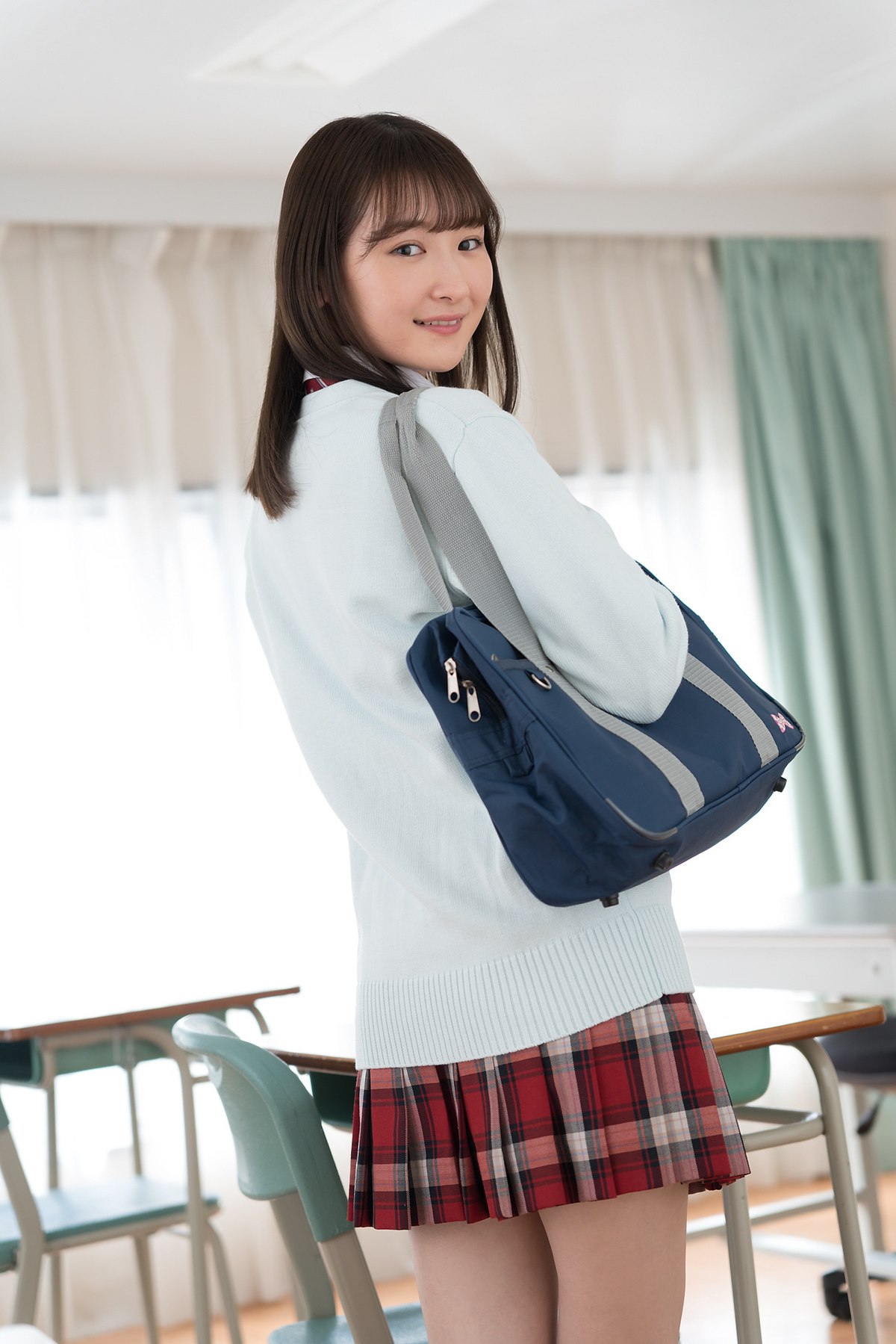 Minisuka tv 2022 04 07 Asami Kondou 近藤あさみ Limited Gallery 34 1 0004 6788147744.jpg