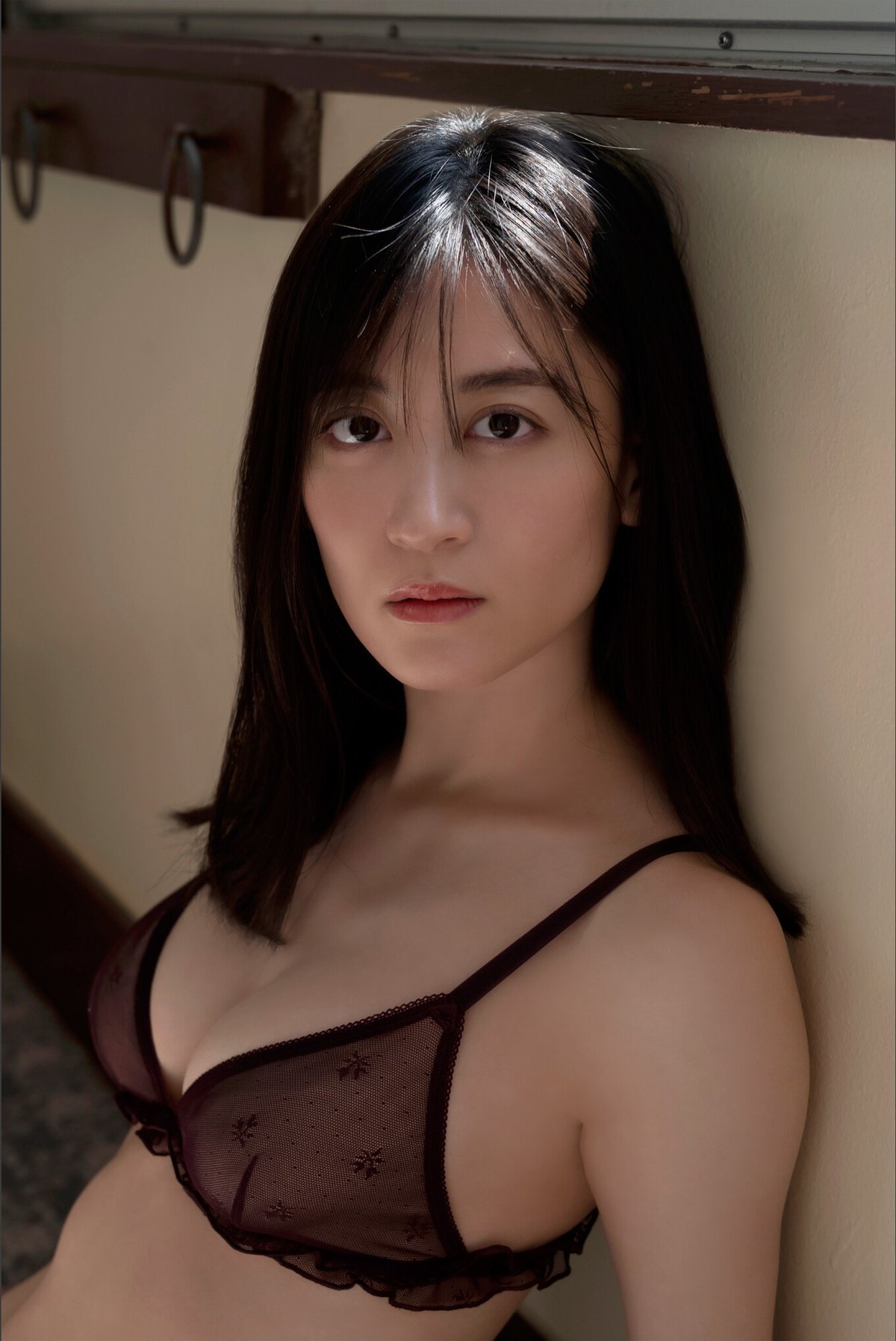 Weekly Gendai Photobook 2023 07 28 Kei Jonishi 上西恵 Mermaid On Land 0008 3695154345.jpg