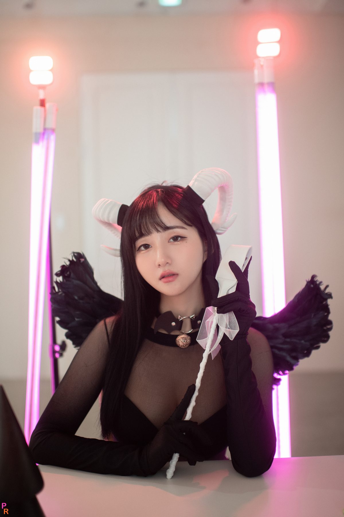 PINK Han Jina 한지나 Succubus B 0003 9170849420.jpg