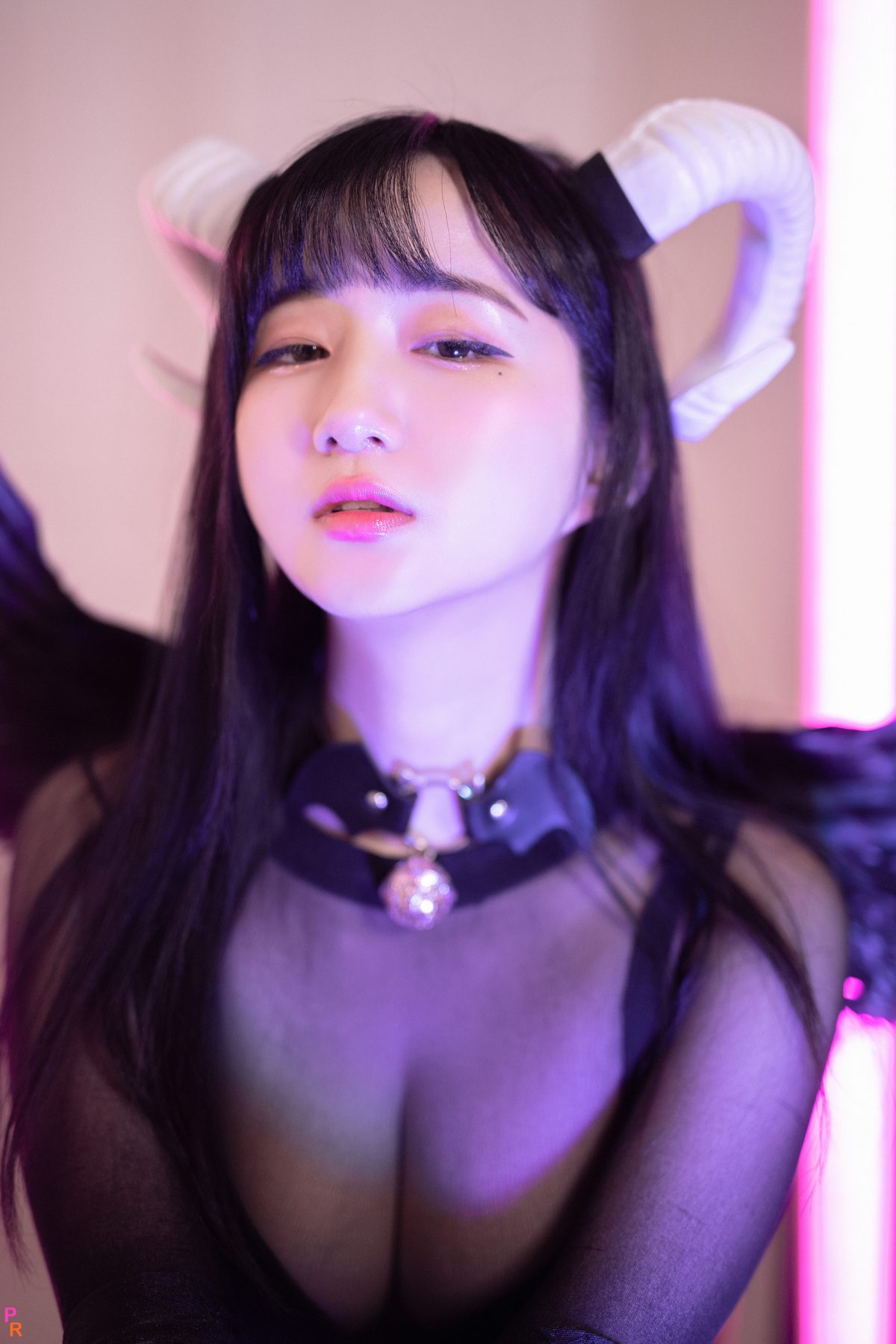 PINK Han Jina 한지나 Succubus B 0008 5134355387.jpg