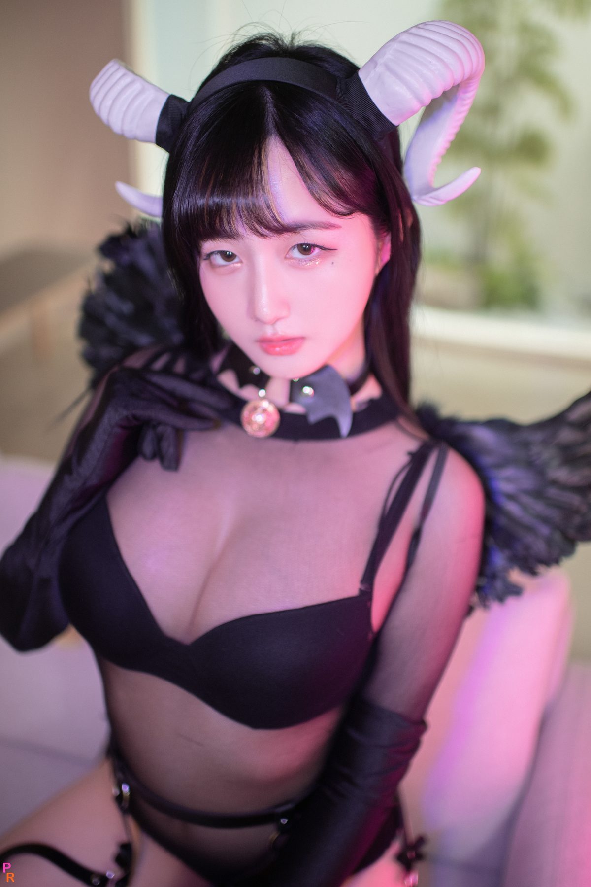 PINK Han Jina 한지나 Succubus B 0022 8417338863.jpg