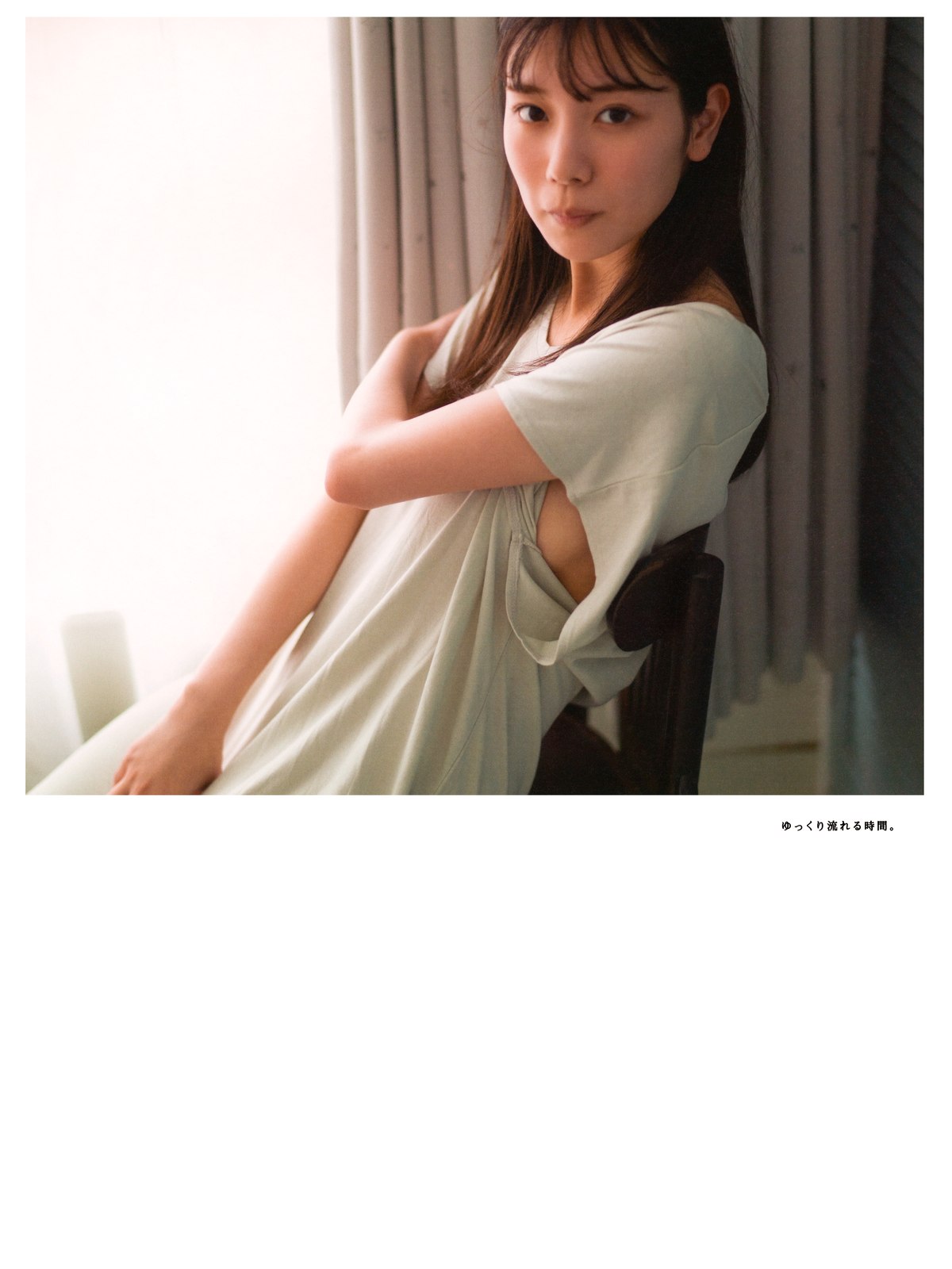 Photobook 2022 03 01 Hina Kawata 河田陽菜 1st Photobook Order Of Memories B 0036 9151892863.jpg