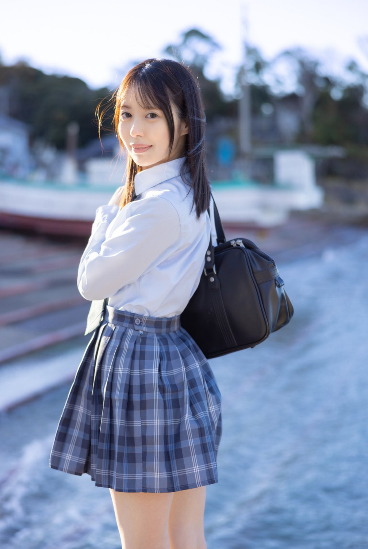 Photobook Kamikawa Sora 天馬ゆい 1st Under The Sky With You 0009 0983822359.jpg