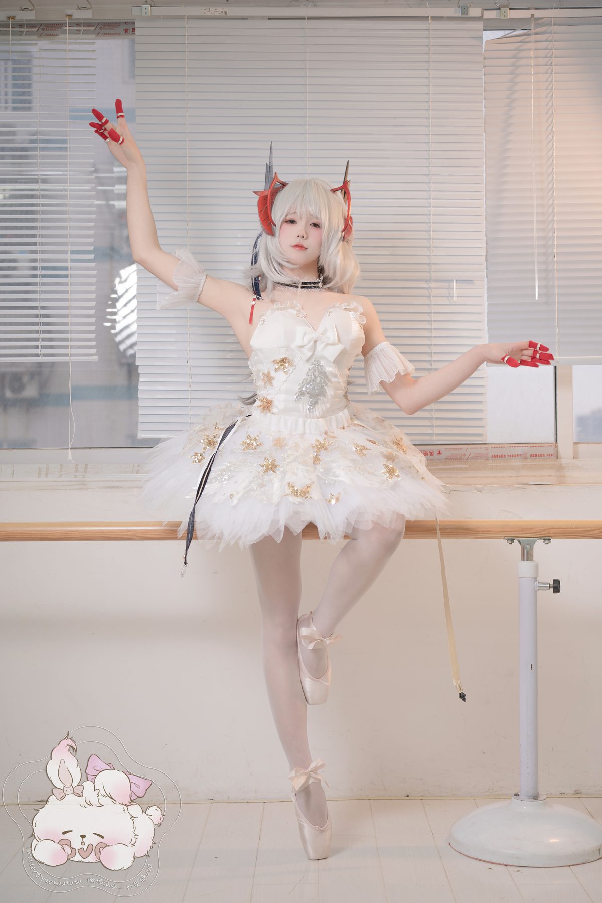 Coser@黏黏团子兔 W天鹅之舞 0041 7884218395.jpg