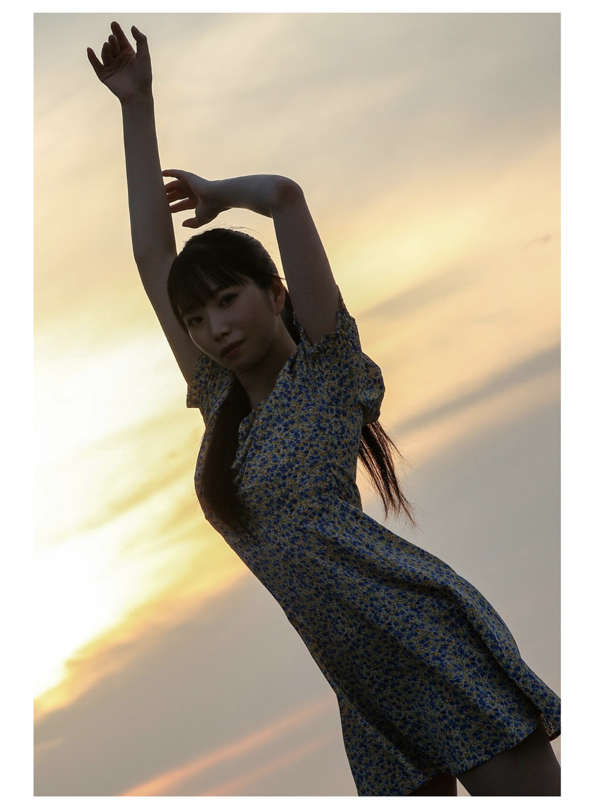 Photobook 2022 09 09 Kozue Minami 美波こづえ Sound Of Waves 0052 9171651827.jpg