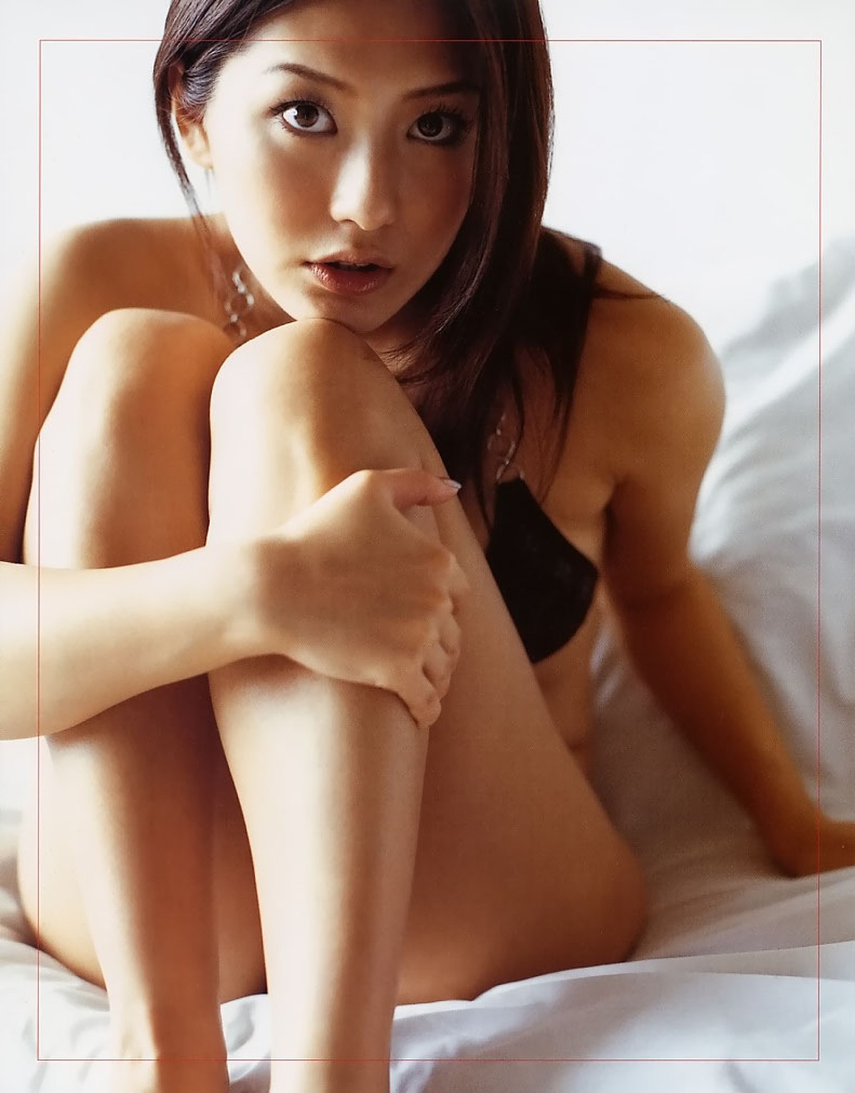 Photobook Haruna Yabuki 矢吹春奈 PRIVATE BEACH 0072 8146655110.jpg