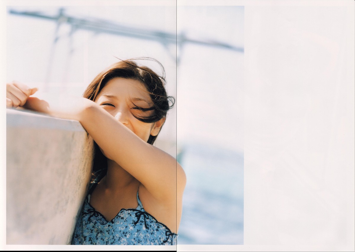 Photobook Rika Ishikawa 石川梨華 Gorgeous Hana bi See The Pay 0039 1482836460.jpg