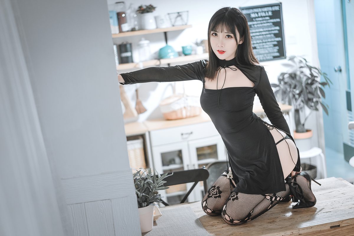 Coser@面饼仙儿 No 075 黑蛇袜 0028 6837229231.jpg