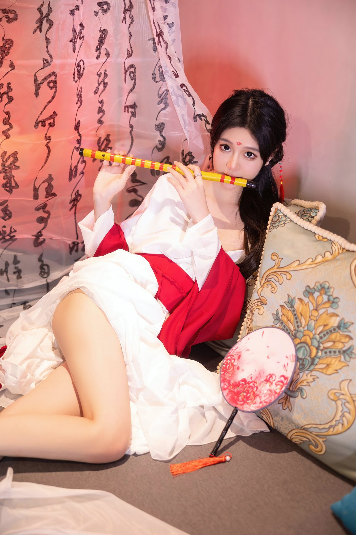 Xie Xiao En 谢小蒽 Vol 007 内购无水印 古风红袍笛子 A 0020 0301949817.jpg