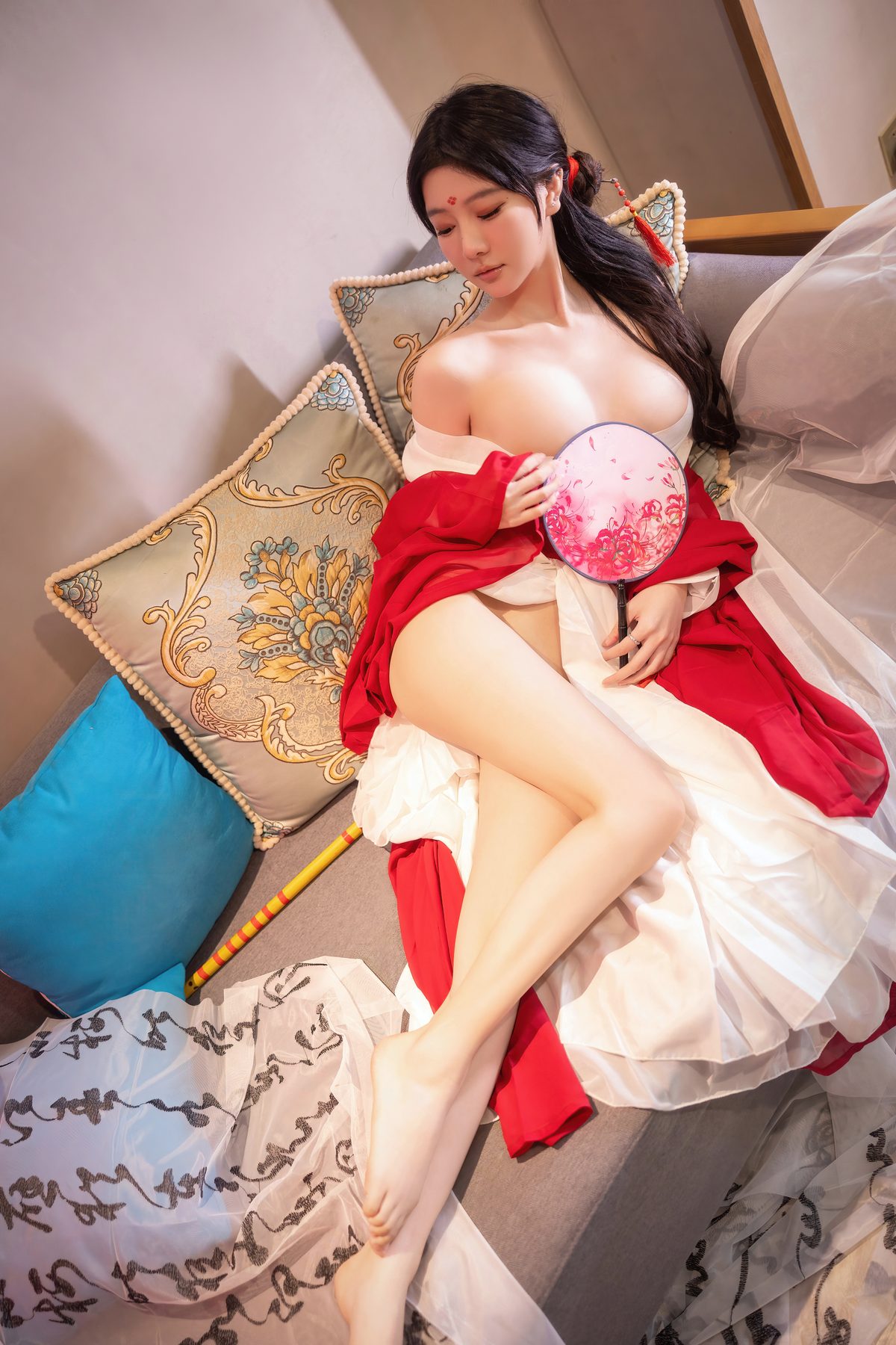 Xie Xiao En 谢小蒽 Vol 007 内购无水印 古风红袍笛子 A 0062 0565642570.jpg