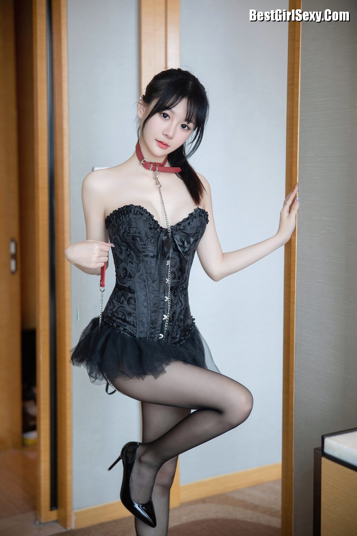 Xie Xiao En 谢小蒽 Vol 010 内购无水印 露肩礼裙 0027 6239629656.jpg