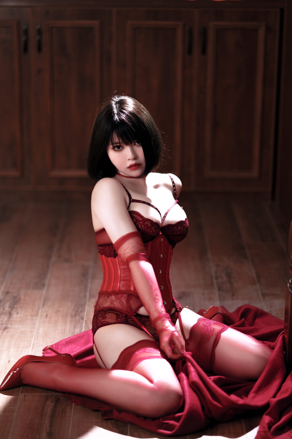 Coser@半半子 RED 赤紅VOL 03 0006Coser@半半子 RED 赤紅VOL 03 0006 9803929746 6905496969.jpg