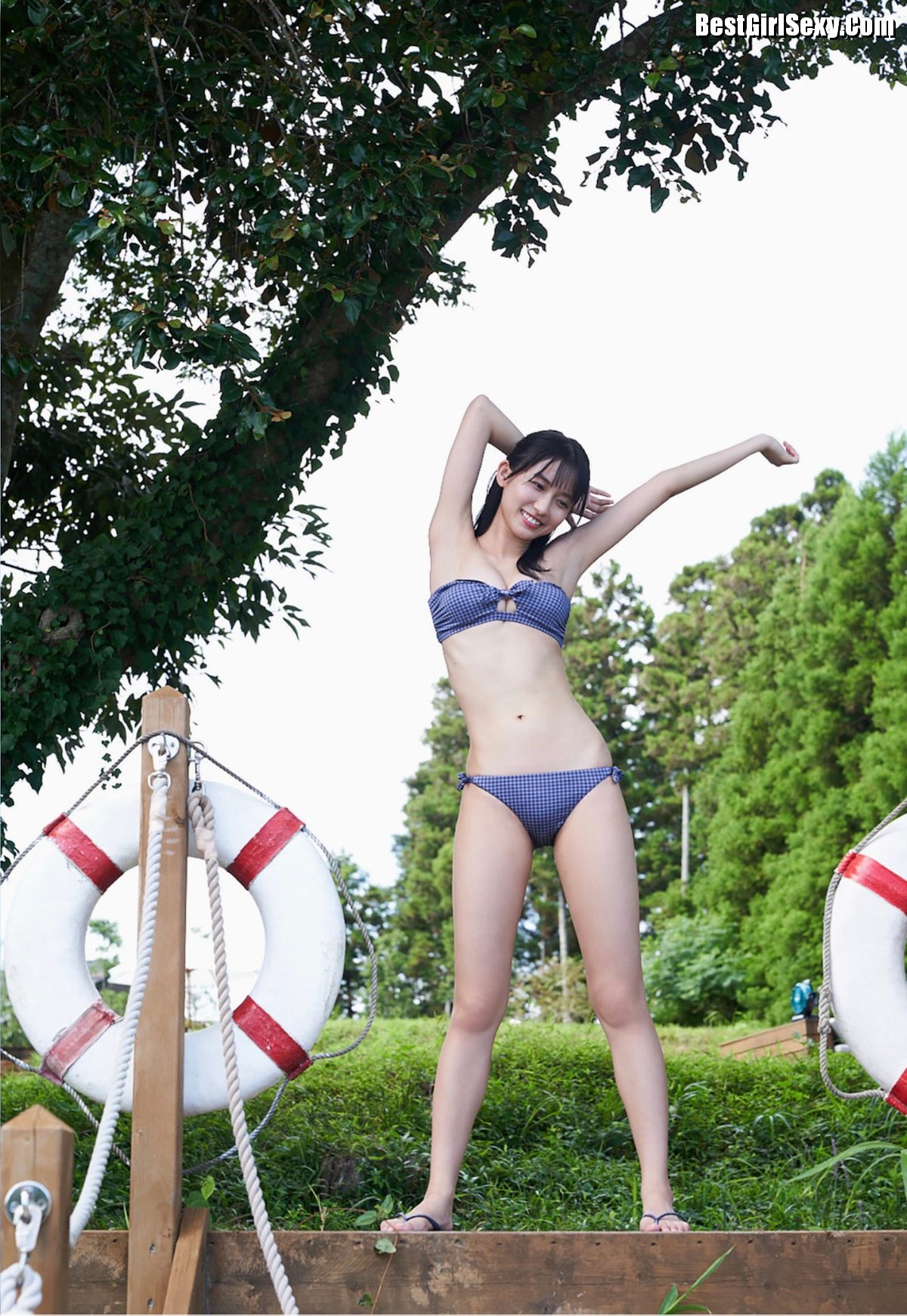 FRIDAY Shida Nene 志田音々 Active Female College Students First Bikini Vol 3 A 0014 2476012791.jpg