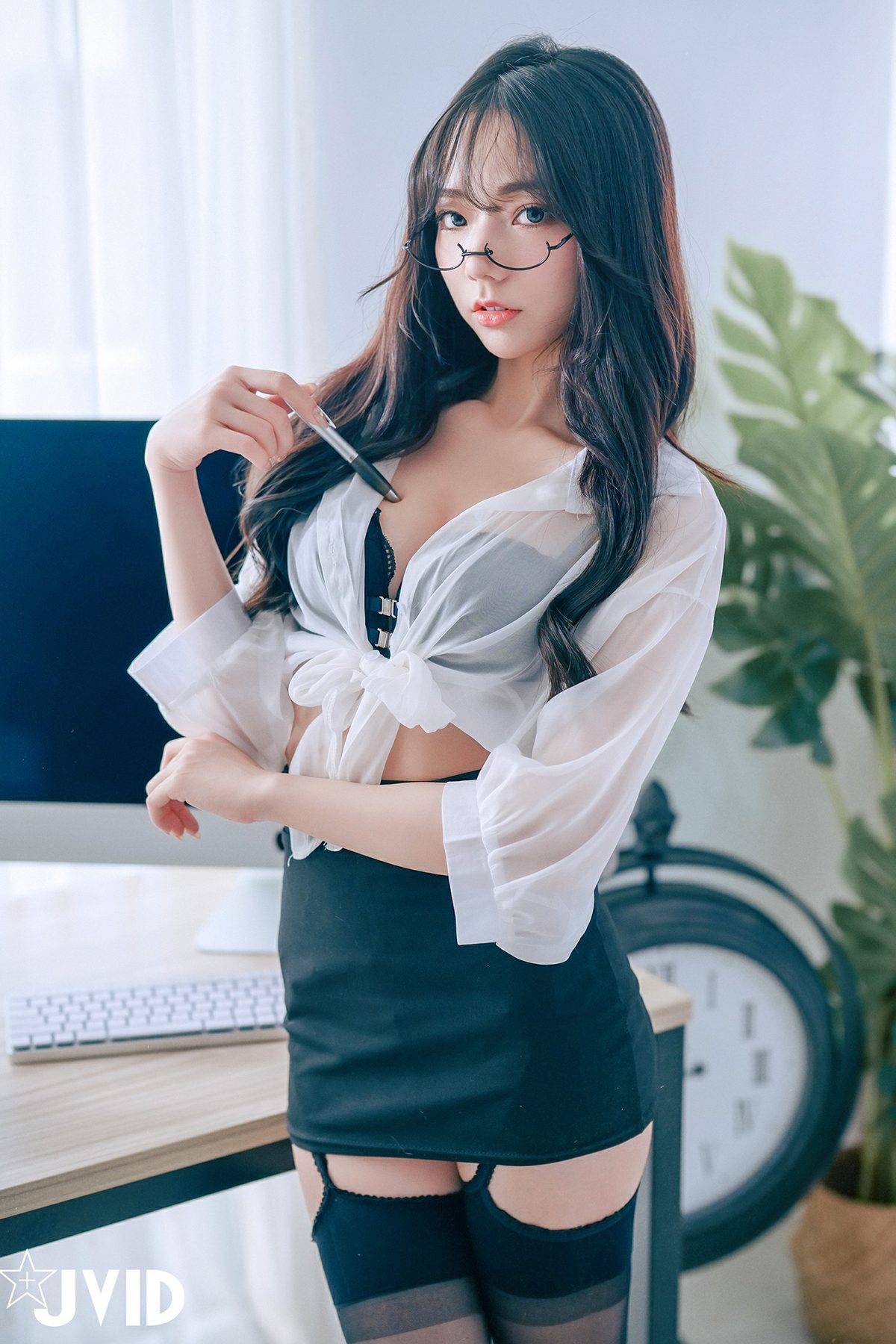 JVID Jiu Jiu 啾啾 – Lustful Little Secretary A