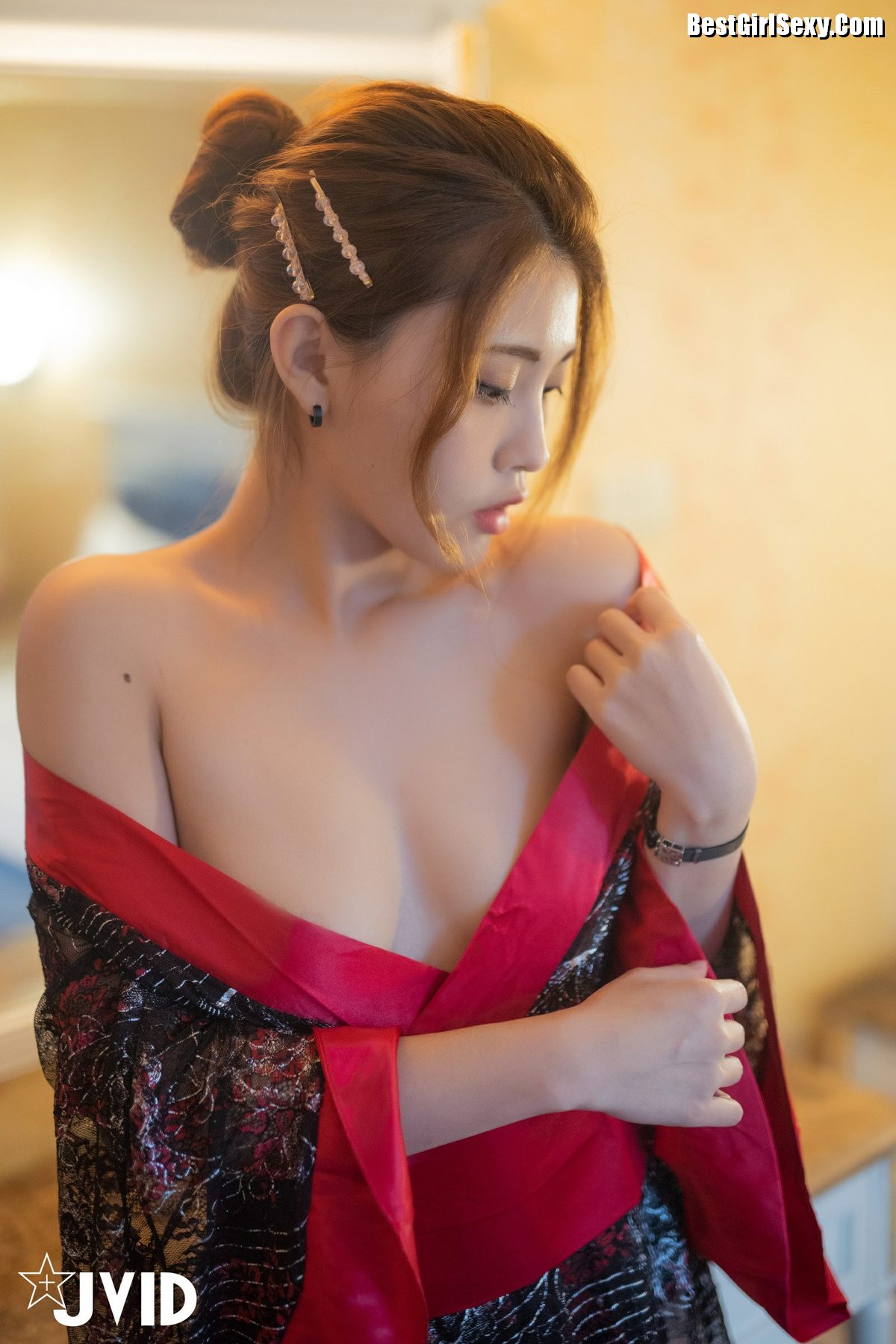 JVID Yi Li Hana 苡俐 Hana Beautiful Proprietress Of A Former Inn B 0048 5560581153.jpg