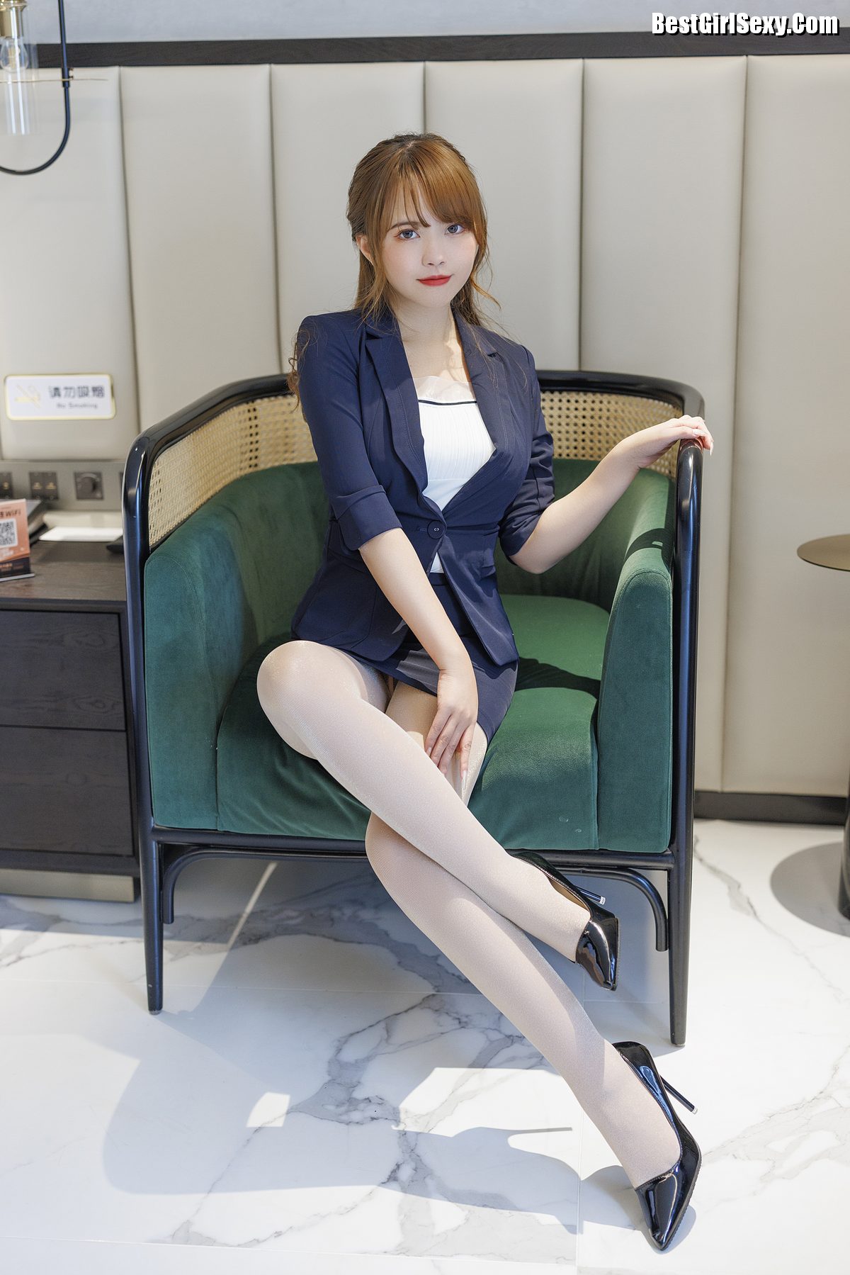 Zhang Si Yun Nice 张思允Nice Vol 007 内购无水印 蓝色制服 0006 0140432642.jpg