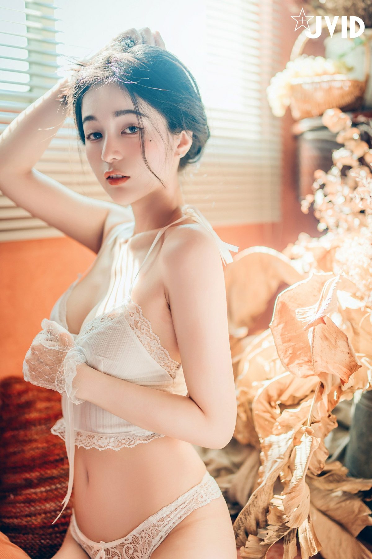 JVID Chen Chen 辰辰 巨乳嬌妻 B 0009 1803786647.jpg