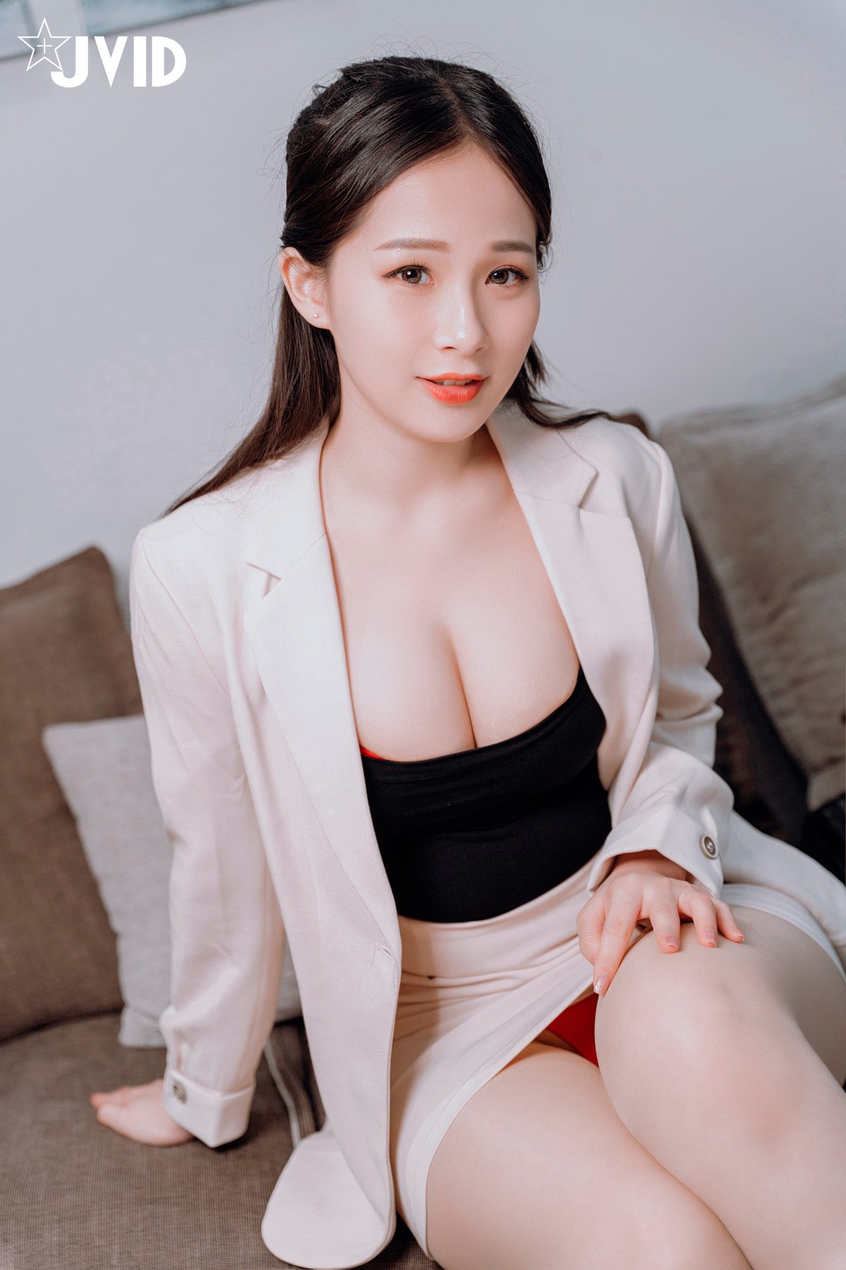 JVID 婕咪 Juice 飛機杯到府推銷員 0009 7221991842.jpg