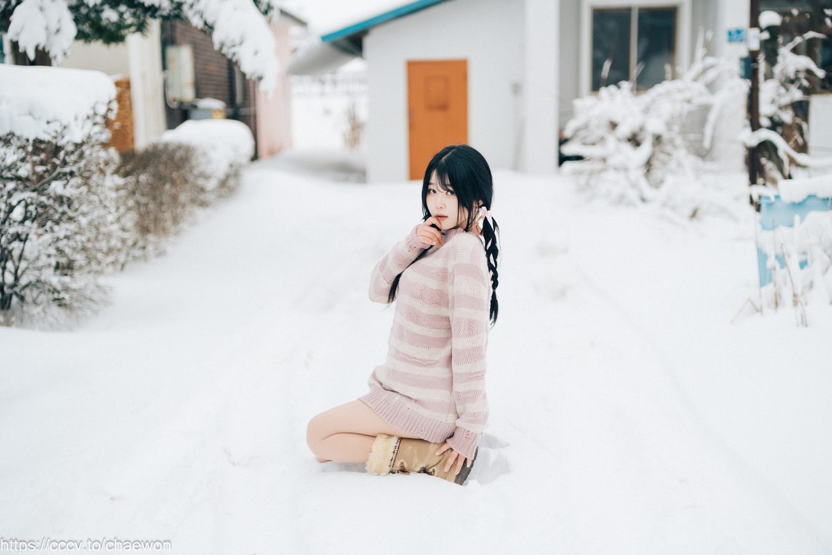 Loozy Zia 지아 Snow Girl Part2 0029 2894158641.jpg
