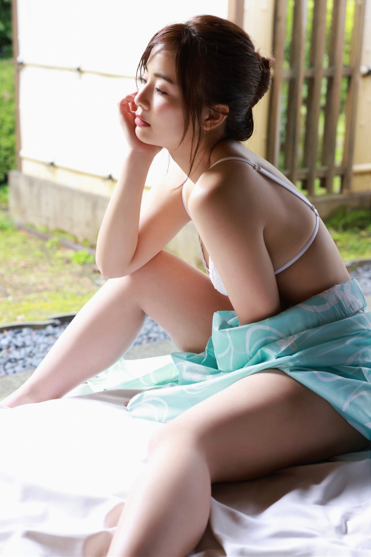 FRIDAY Natsumi Hirajima 平嶋夏海 癒やしの雫 Vol 2 Part2 0047 7278554227.jpg