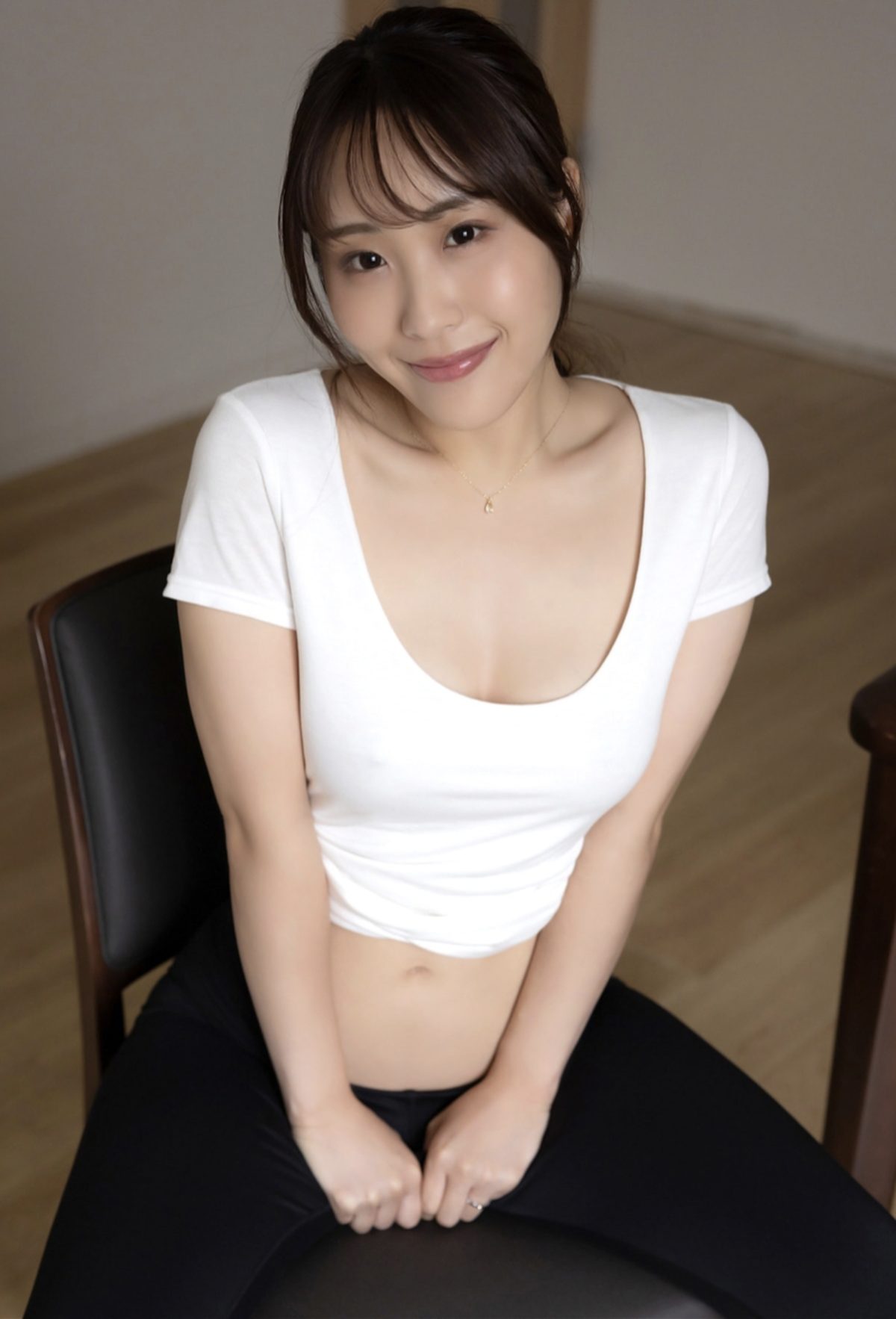 Sena Kasumi 香澄せな もっと見て 0017 6088277278.jpg