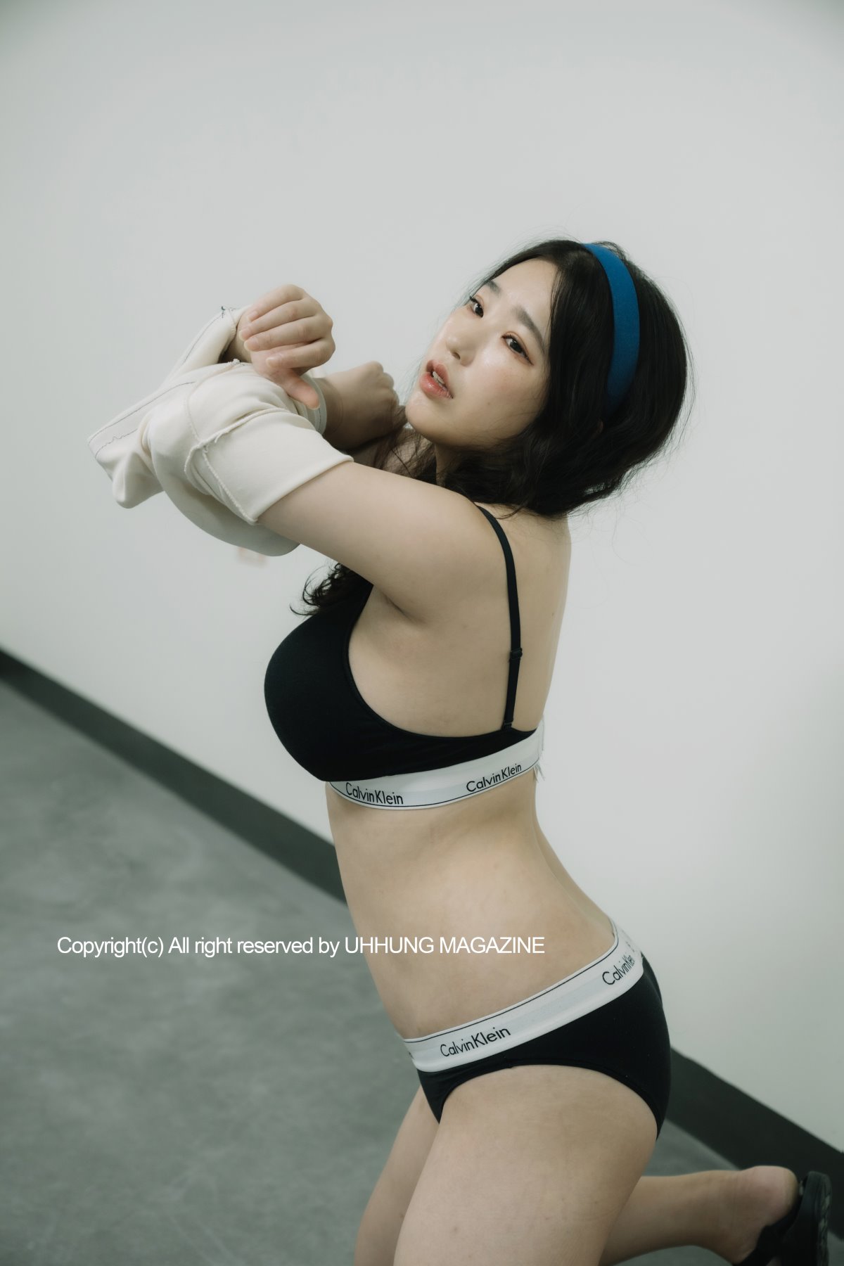 UHHUNG MAGAZINE Jenn Vol 1 Taekwondo Part1 0008 6779281904.jpg