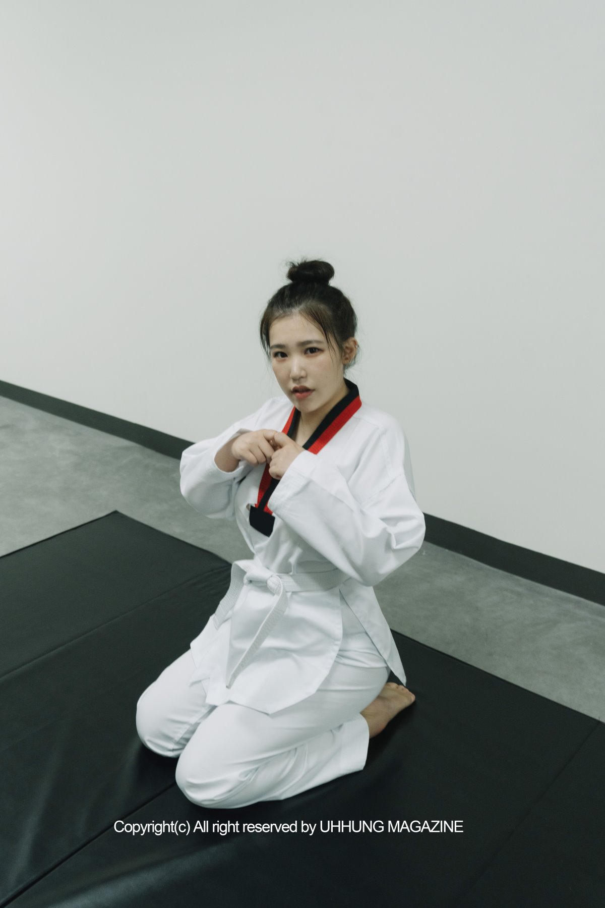 UHHUNG MAGAZINE Jenn Vol 1 Taekwondo Part2 0016 0064588941.jpg