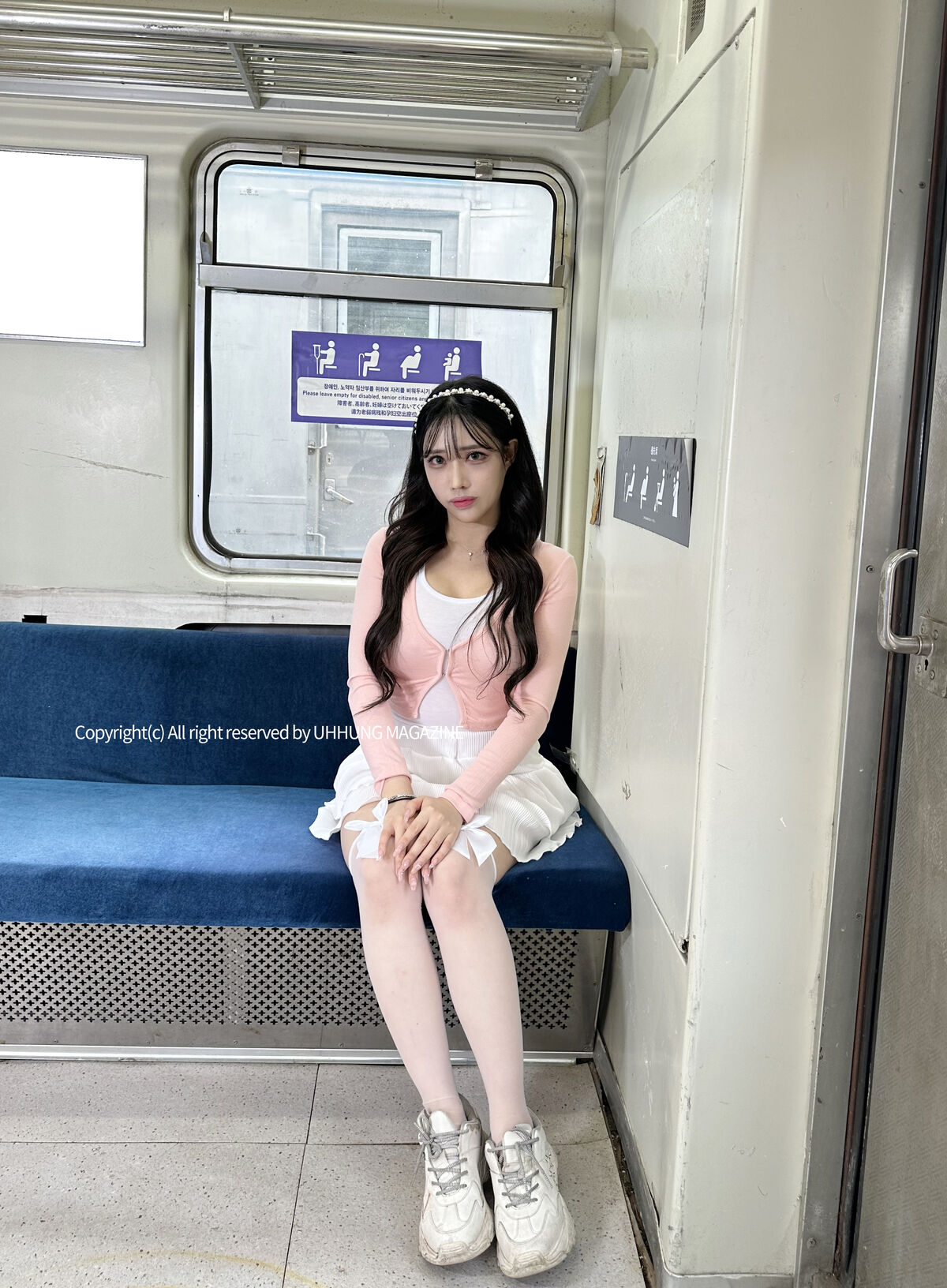 UHHUNG MAGAZINE Hani 하니 The Girlfriend On The Subway Part1 0010 9662482422.jpg