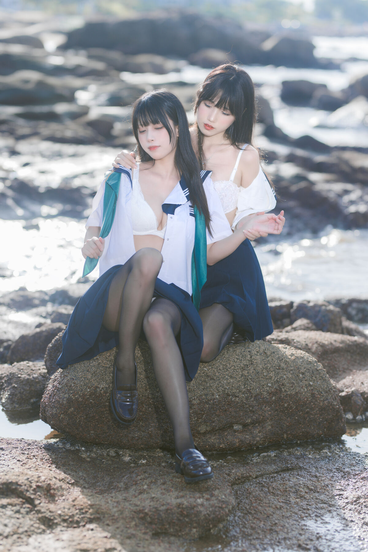 Coser@不呆猫 And 三無人型 水手服百合黑丝 0011 7304792716.jpg