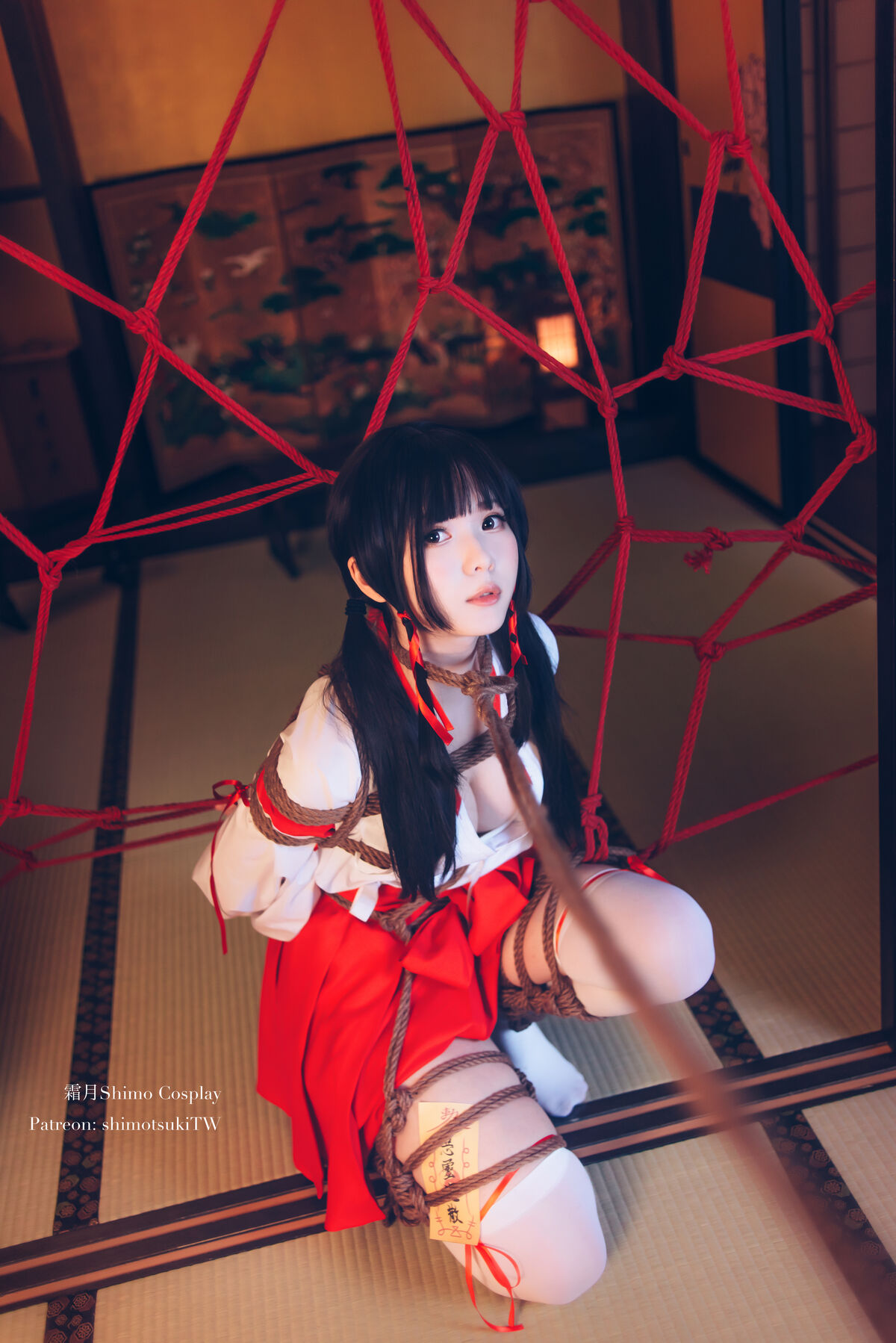 Coser@霜月shimo 巫女捆绑 0011 6237426242.jpg