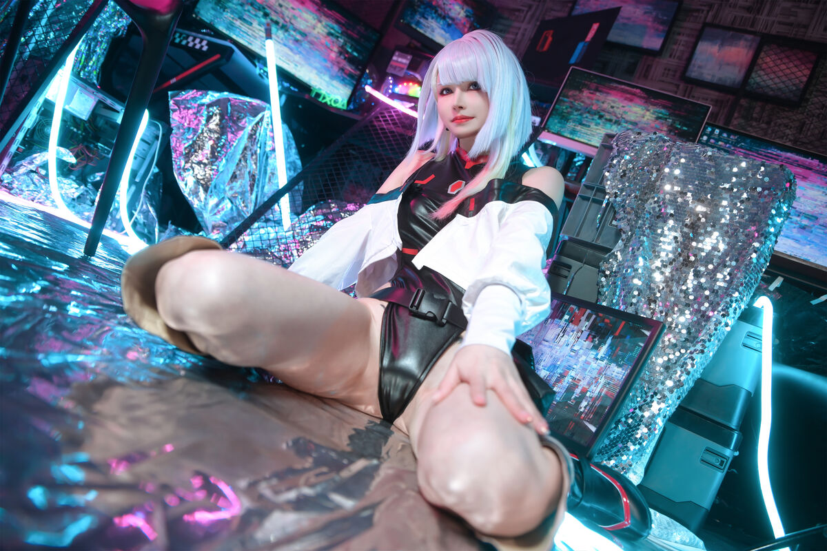 Coser@鹿八岁 赛博朋克 边缘行者 露西 0002 1006829175.jpg