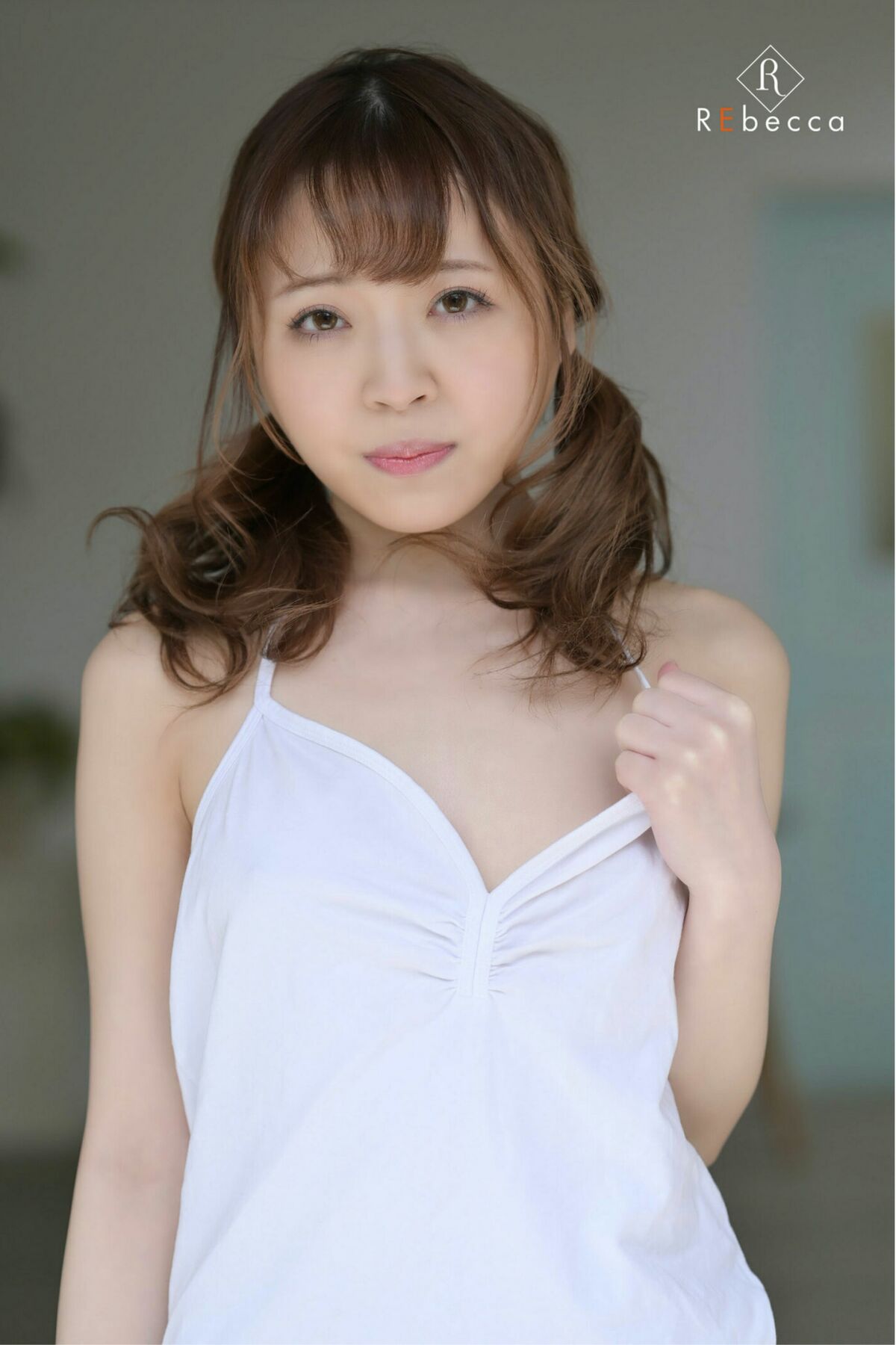 Rebecca Digital Photo Book Okina Mitsuki 沖奈ミツキ Pinkish Feelings Part2 0002 2936724313.jpg