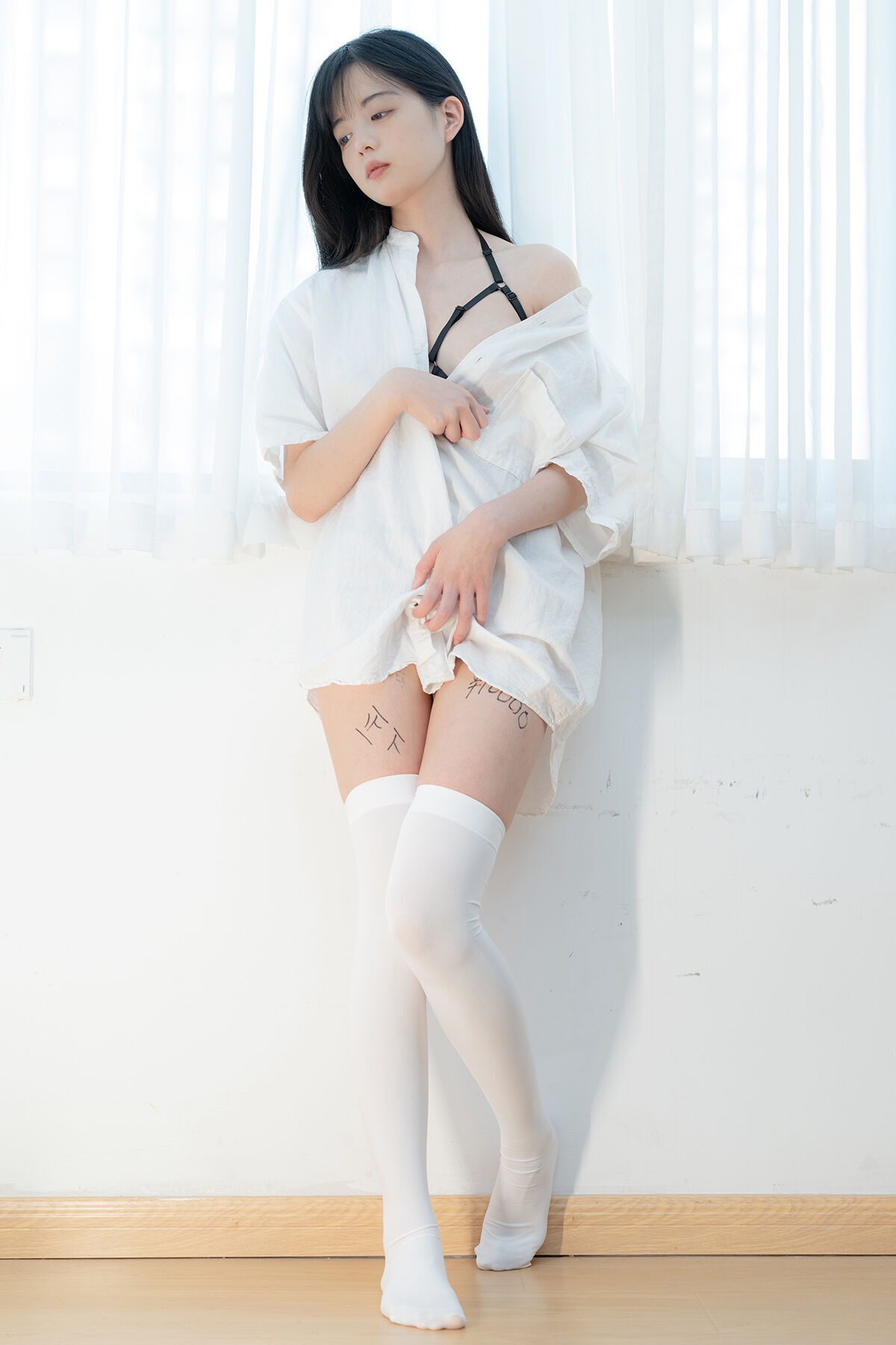 Coser@少女秩序 – 晞可 束缚衣白虎极品嫩妹 Part2