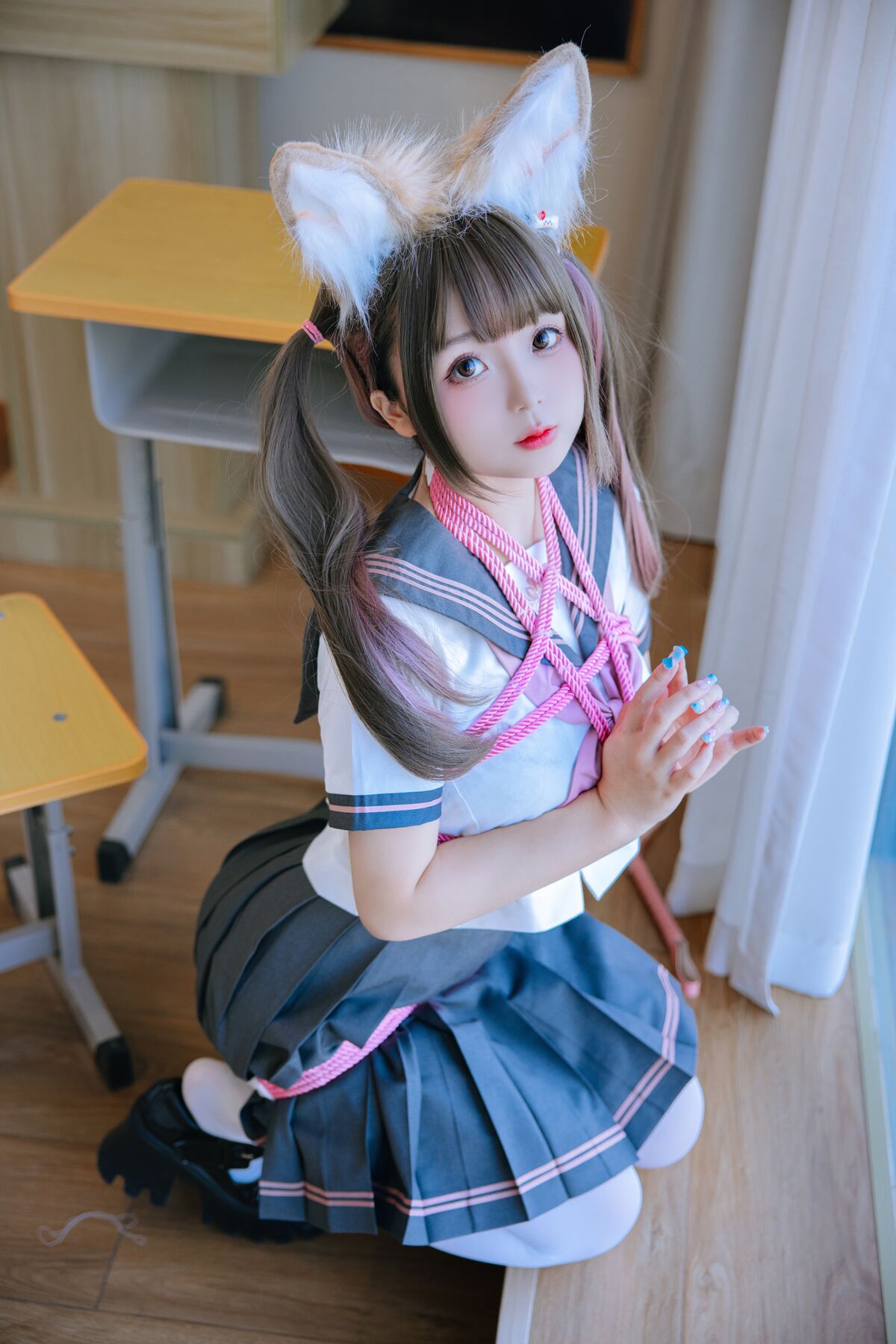 Coser@日奈娇 课桌捆绑 Part2 0030 1839760507.jpg