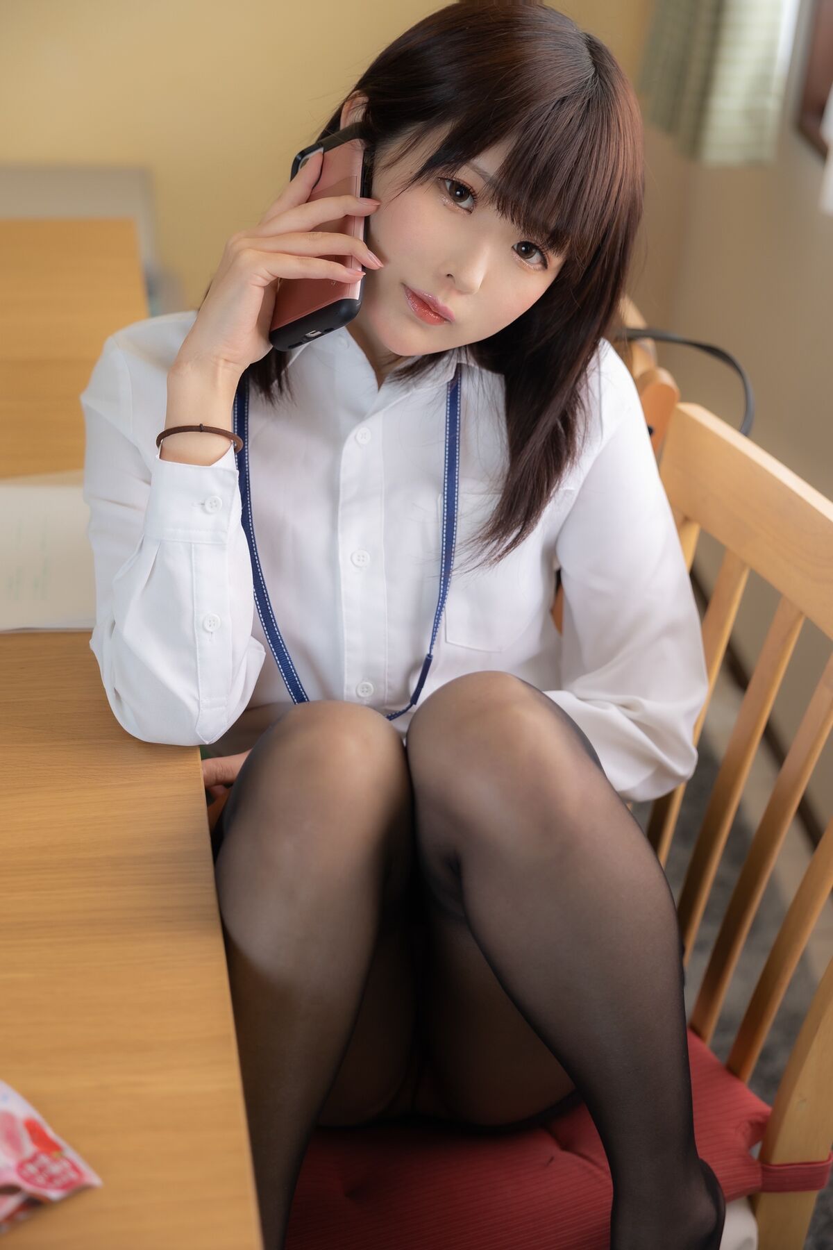 Coser@毎日眠たい 毎眠かのん 黑丝OL Part1 0006 9617100590.jpg