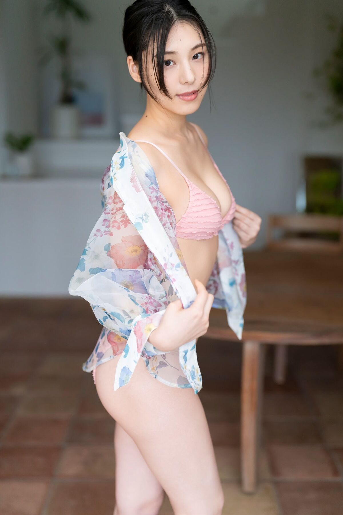 Photobook 2024 05 24 Iori Sagara 相楽伊織 咲き誇る花は美しい SPA デジタル写真集 SPA デジタル写真集 0008 1548496687.jpg