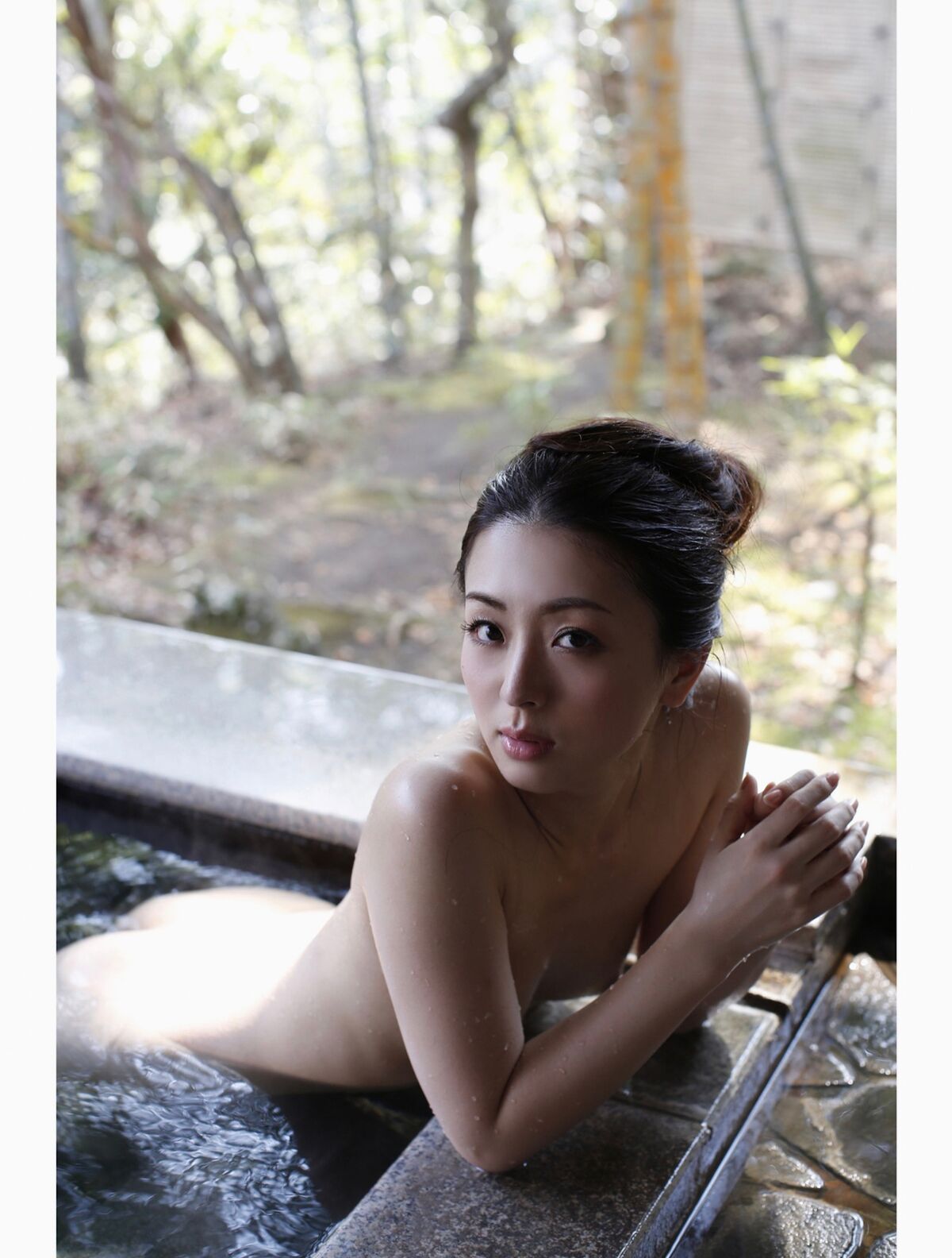 Photobook Hiroyuki Sato 祥子 デジタル写真集 椿 Part2 0041 1937355237.jpg