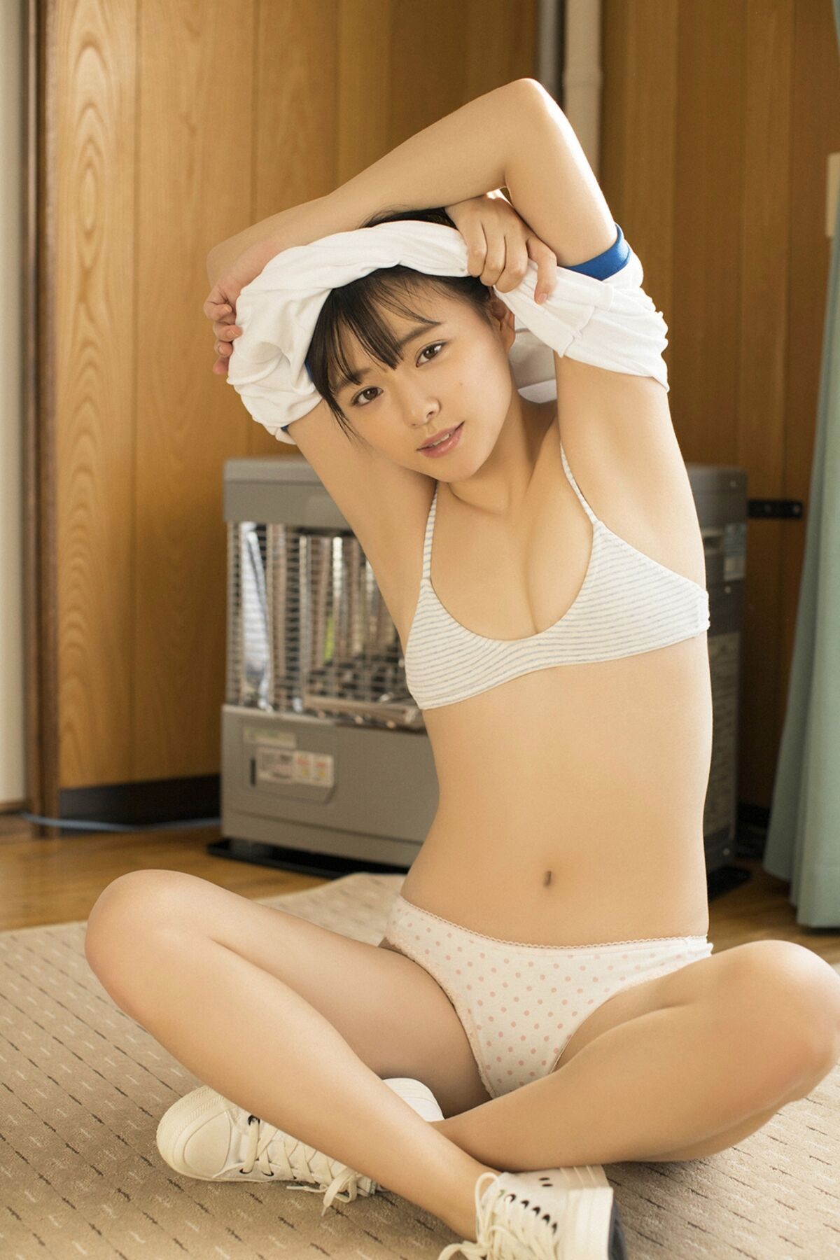 YS Web 2020 06 24 Vol 884 Tsubasa Hazuki 葉月つばさ 純朴美少女、ヒミツの放課後 0036 0574141252.jpg